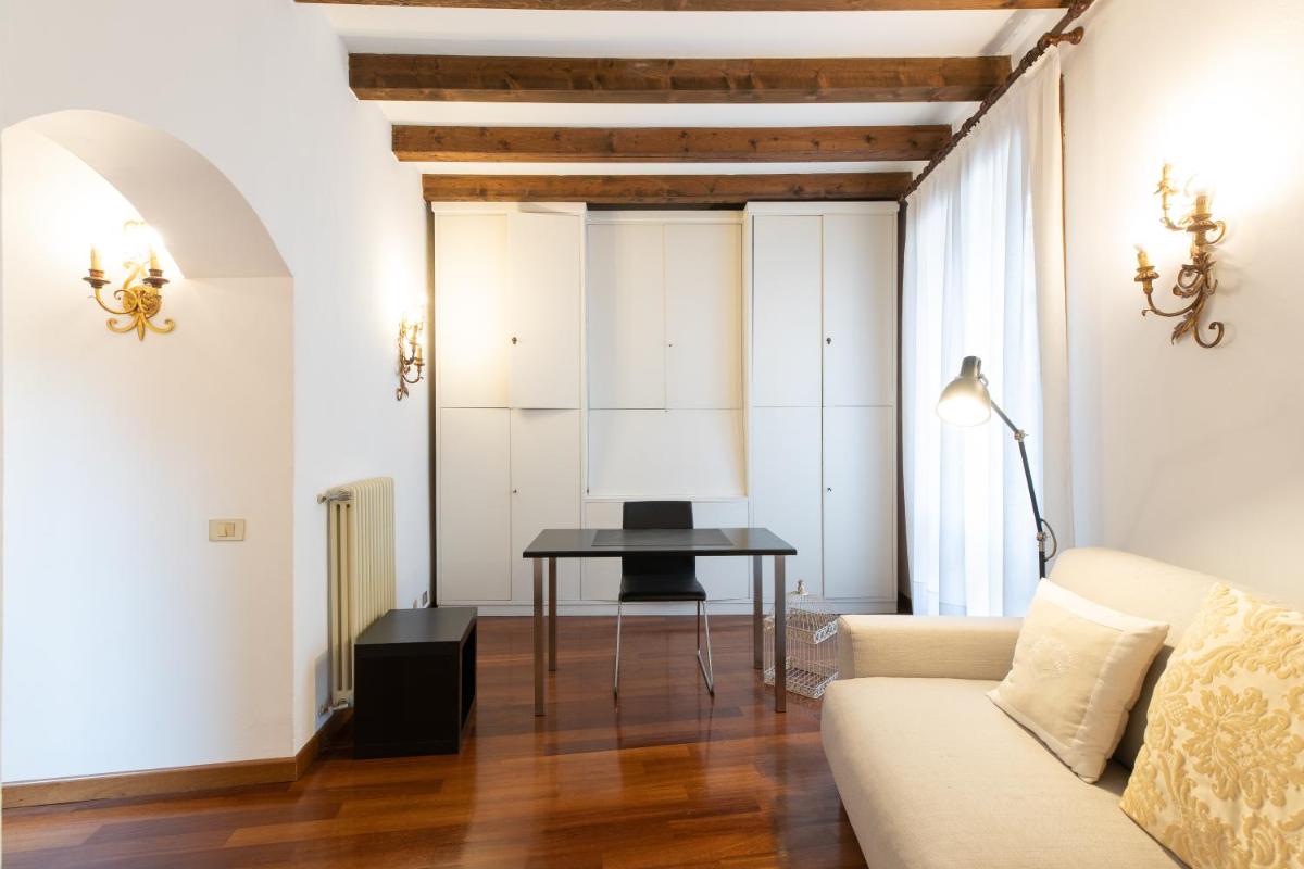 Civico 34 Elegant Flat view 5
