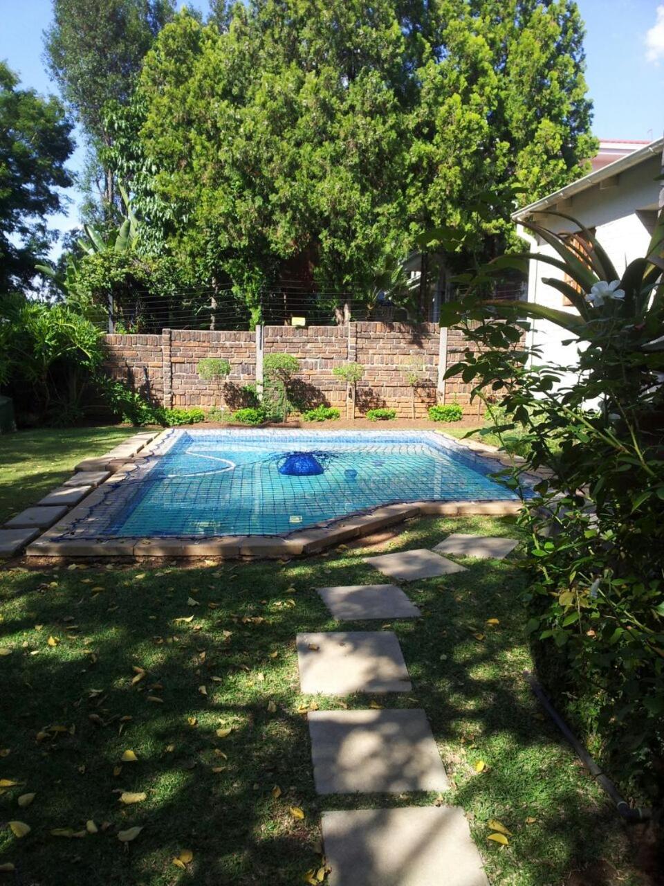 Muckleneuk Guest House view 2