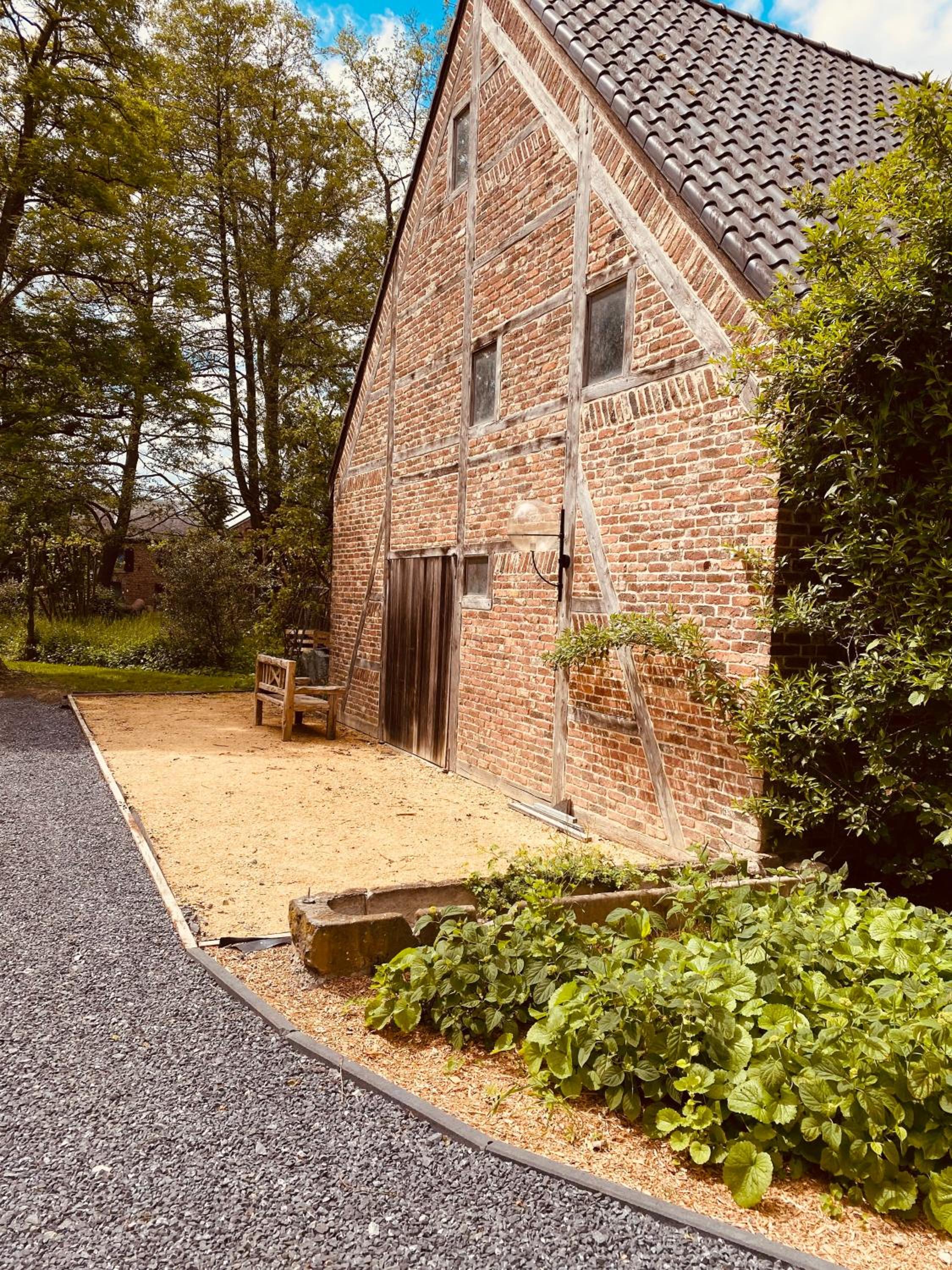Spacious house in Rochefort with private garden and terrace