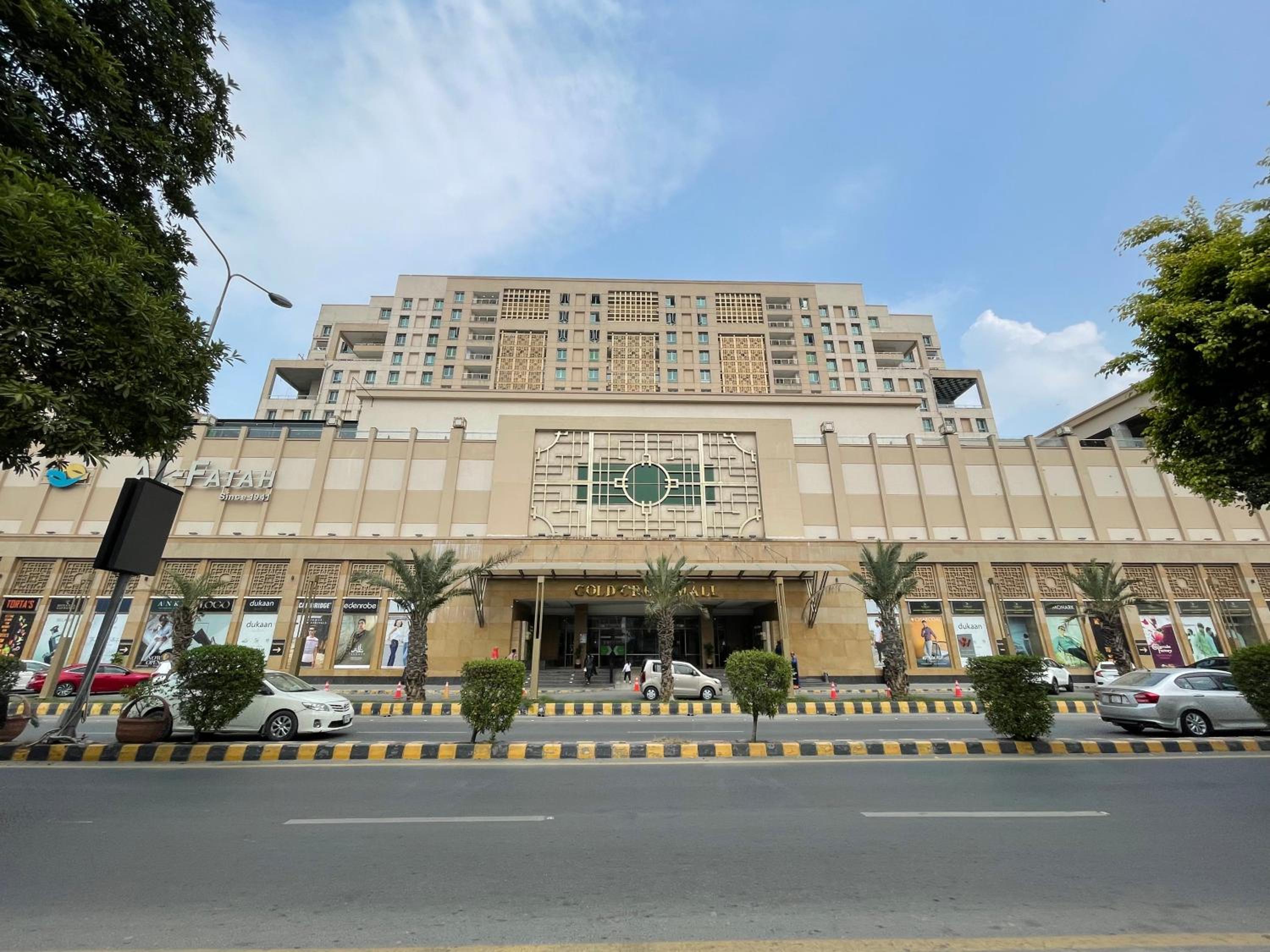Luxury 1 Bedroom Apartment Gold Crest Mall And Residency DHA view 2