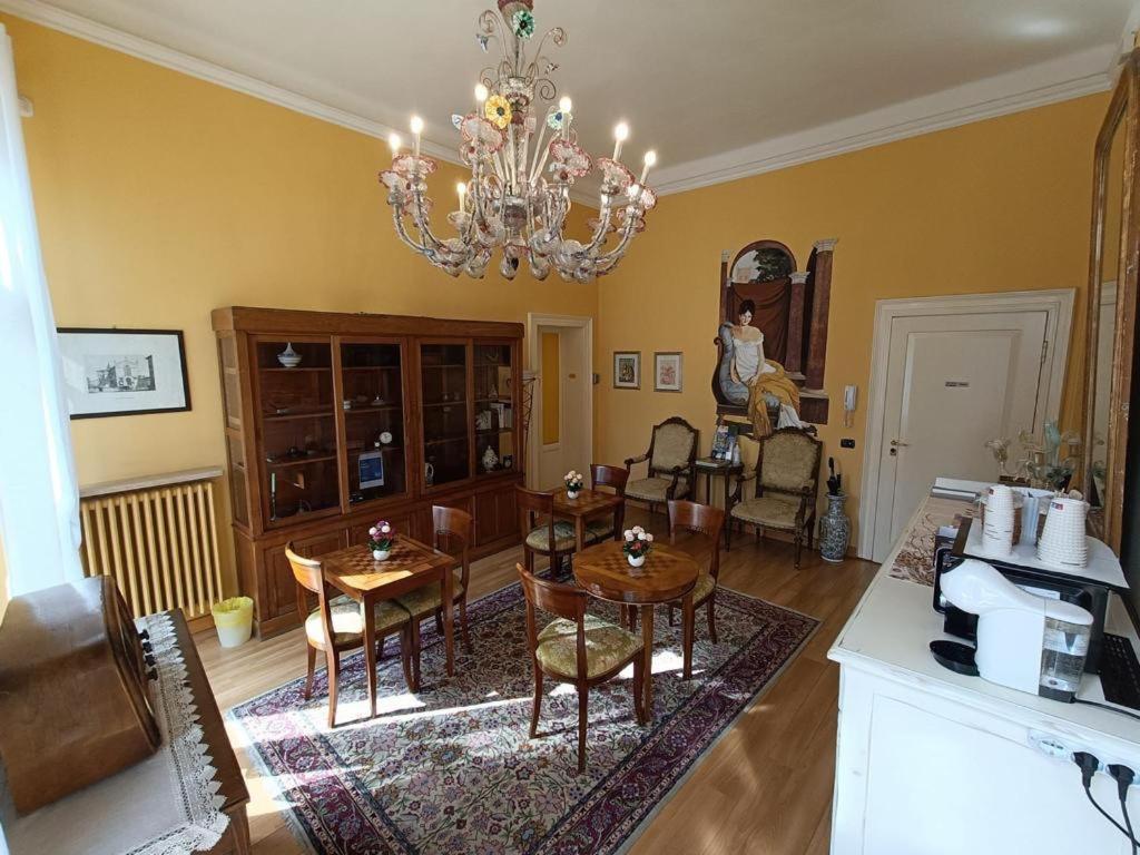 Casa Esvael - Historic Rooms in Verona City Center