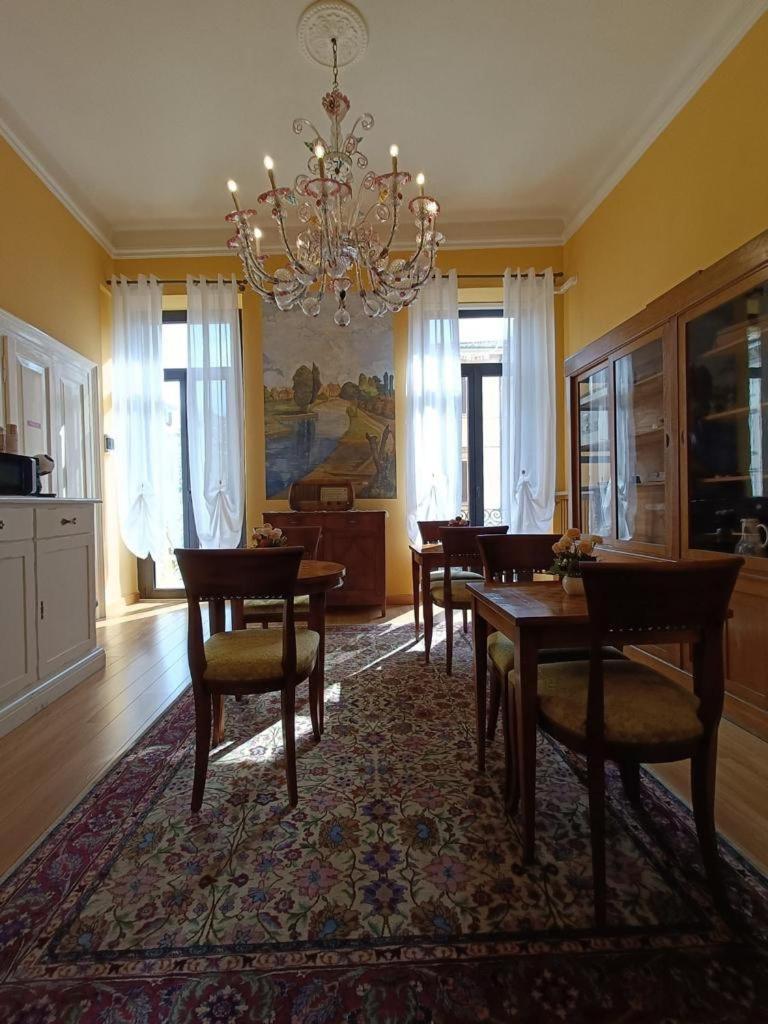 Casa Esvael - Historic Rooms in Verona City Center