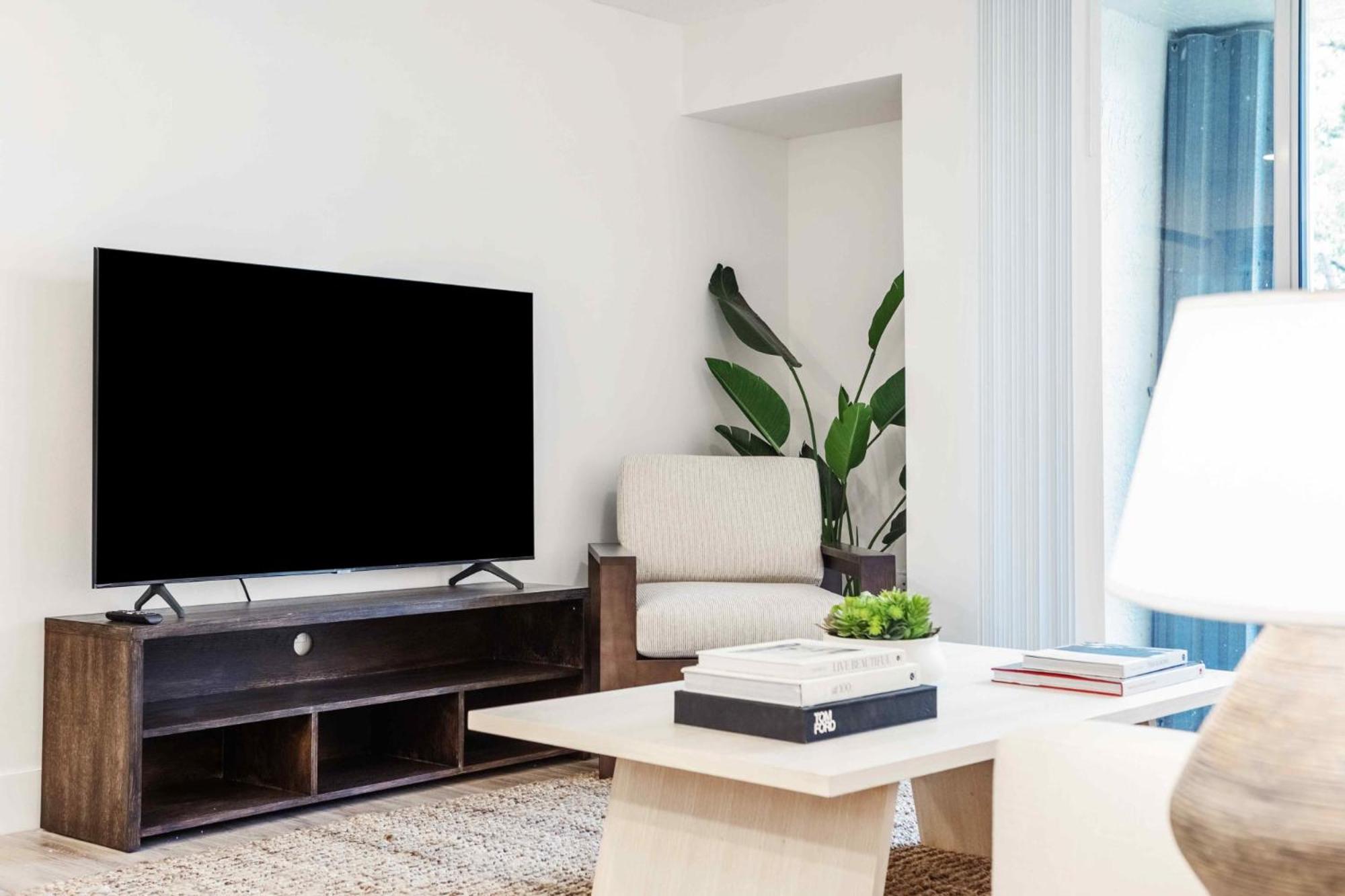 Fort Lauderdale Vacations - Stunning Centrally Located Apartments at New River Cove in South Florida - Property Image 3