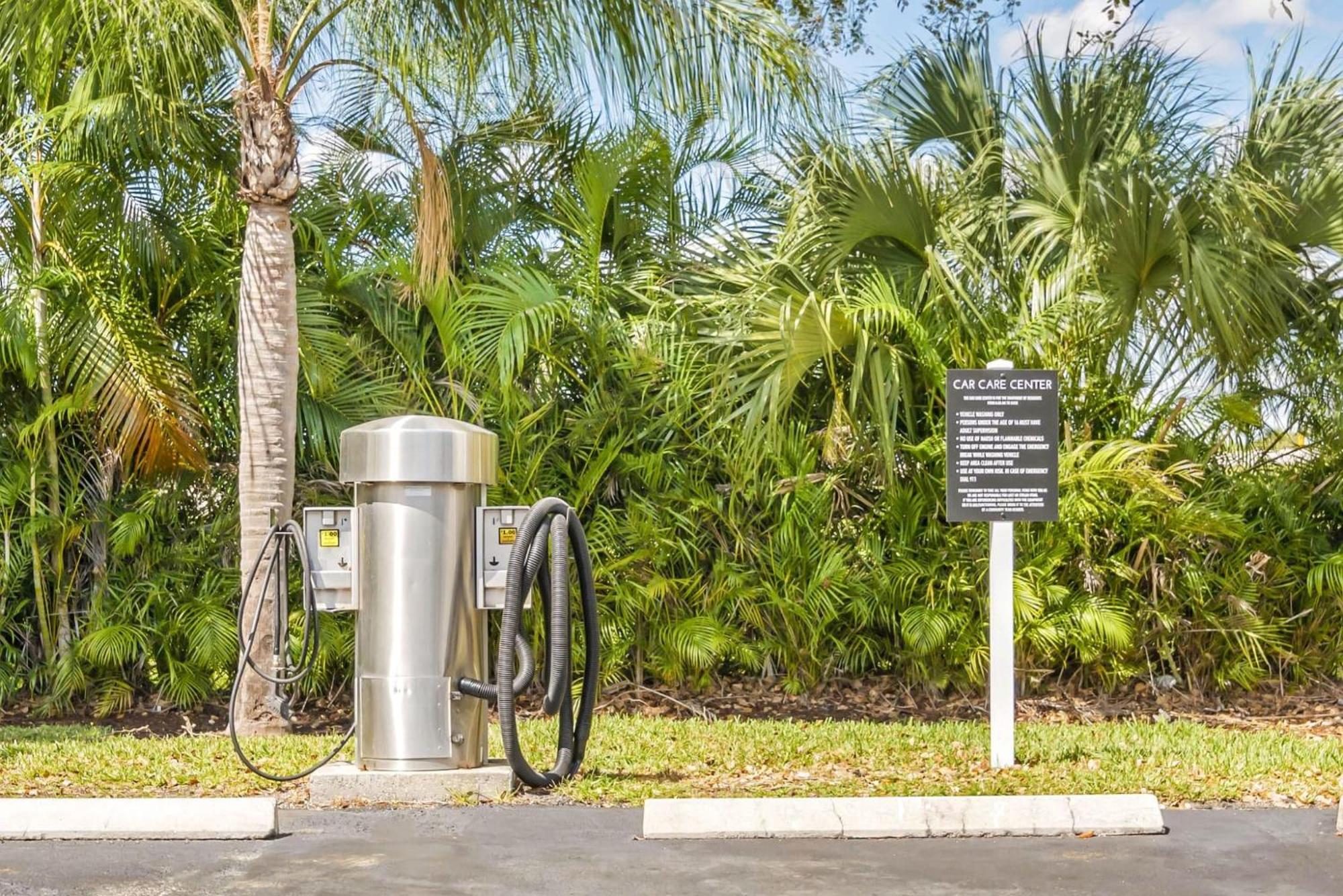 Fort Lauderdale Vacations - Stunning Centrally Located Apartments at New River Cove in South Florida - Property Image 28