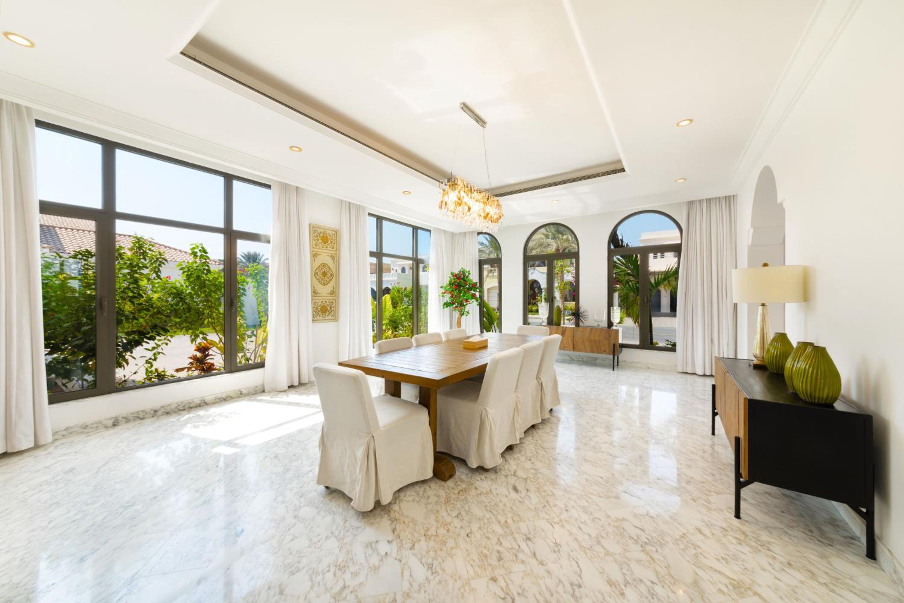Maison Privee - Luxury Villa with Dramatic View Private Beach & Pool