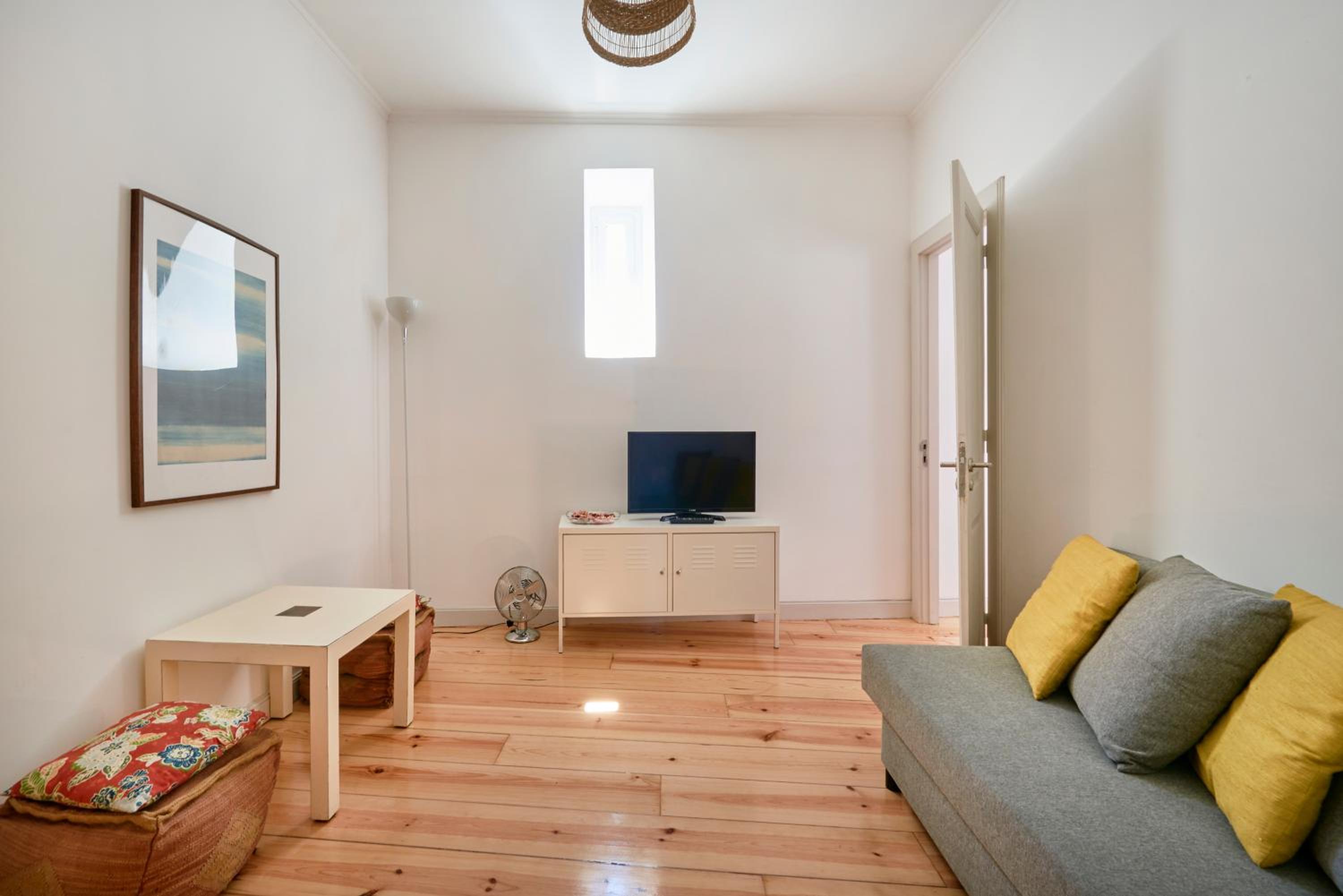 Sunny Apartment in Lisbon!