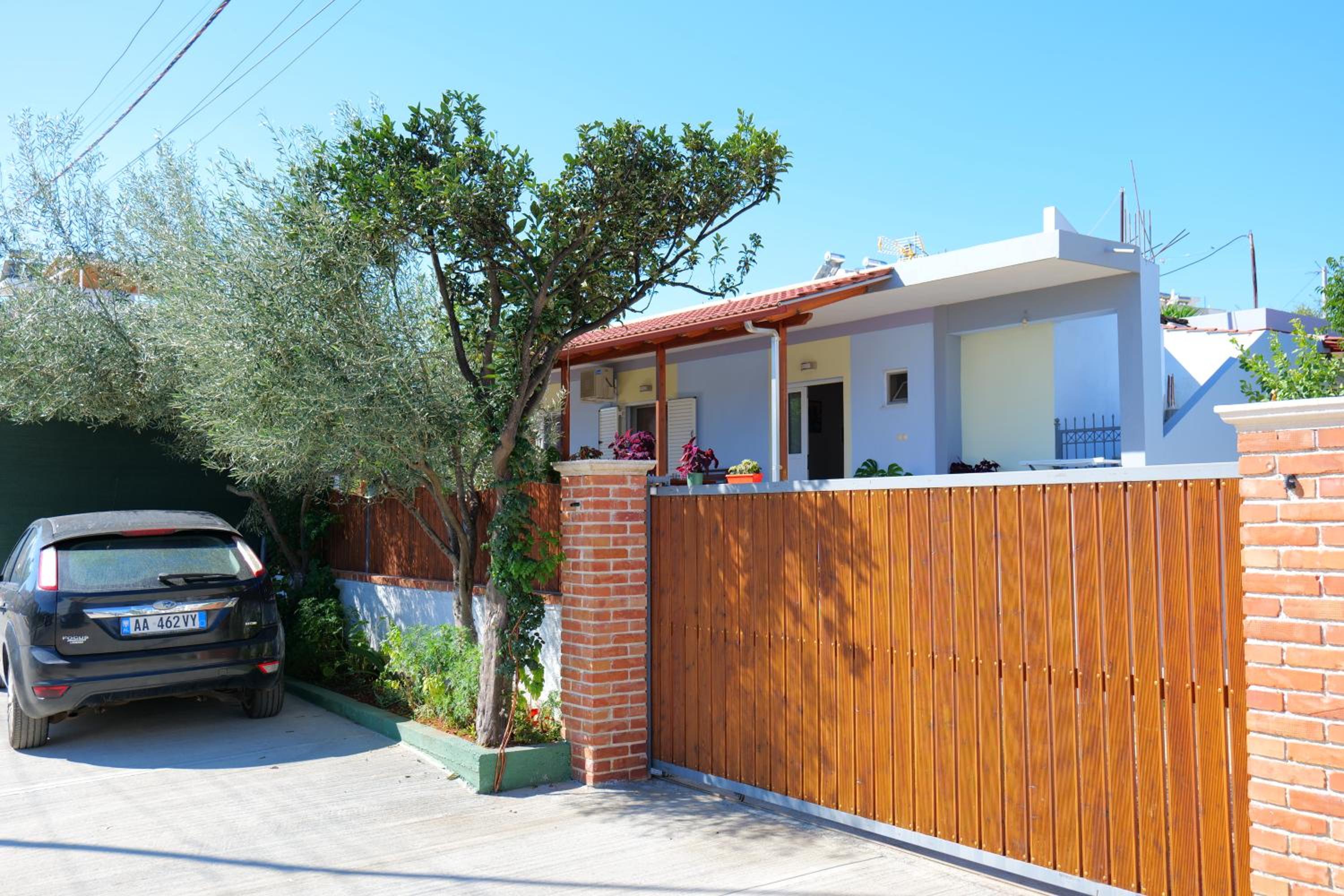 Stela Apartments