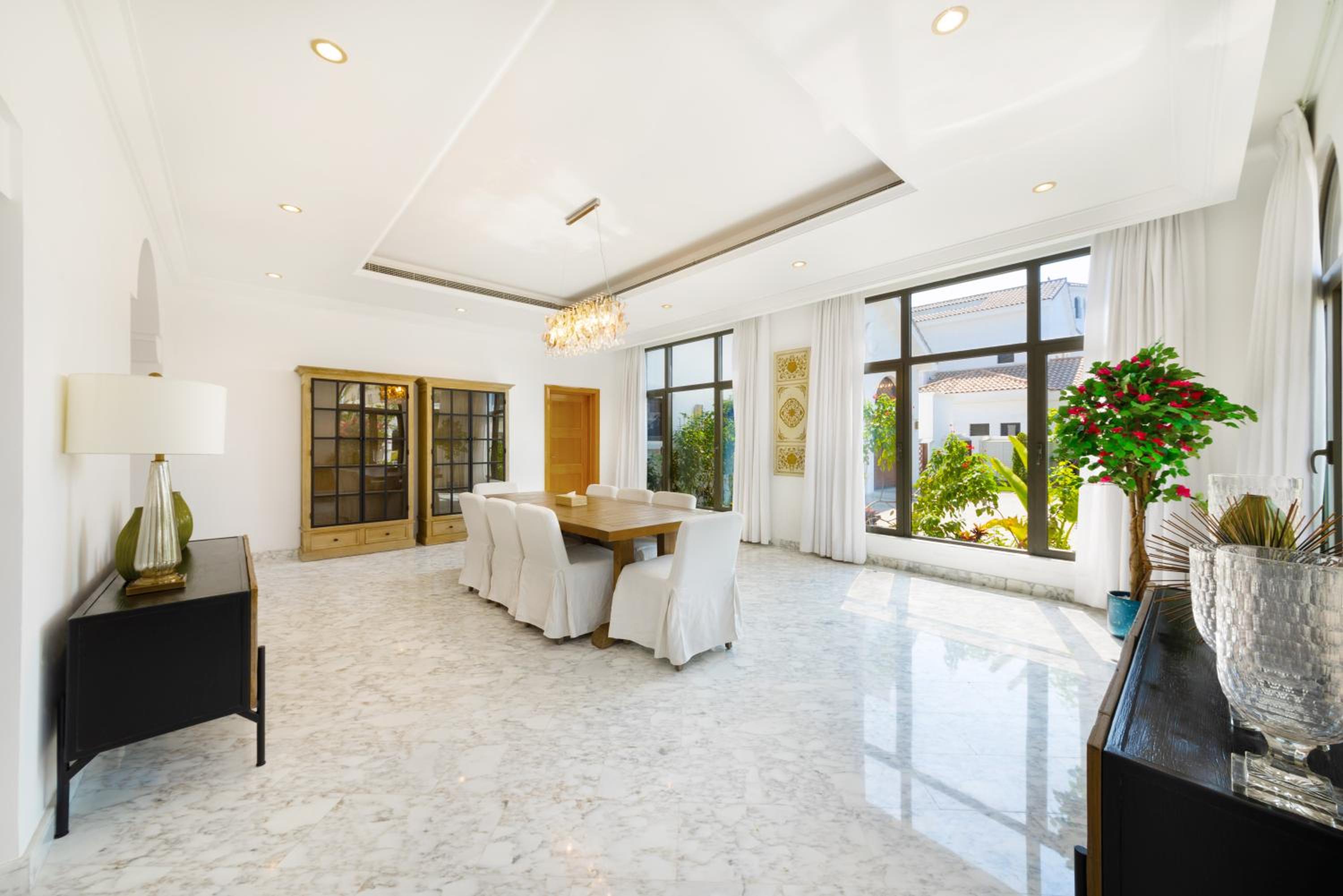 Maison Privee - Luxury Villa with Dramatic View Private Beach & Pool