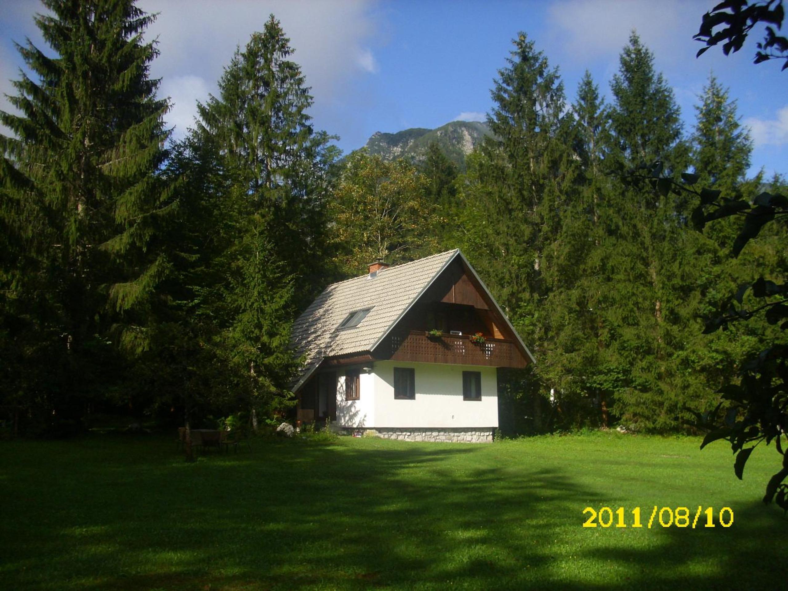 APARTMAJI-SOBE-PRI UKCU Bohinj