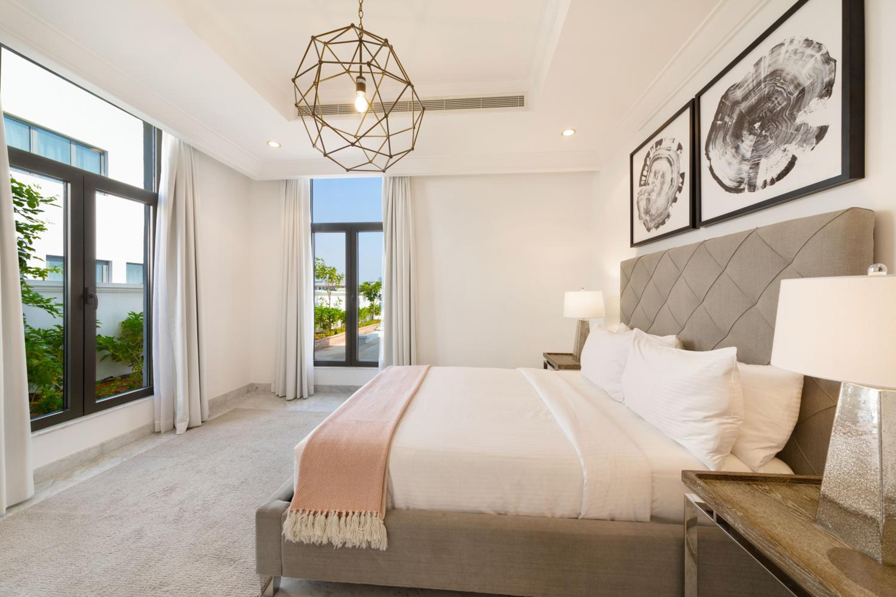 Maison Privee - Luxury Villa with Dramatic View Private Beach & Pool