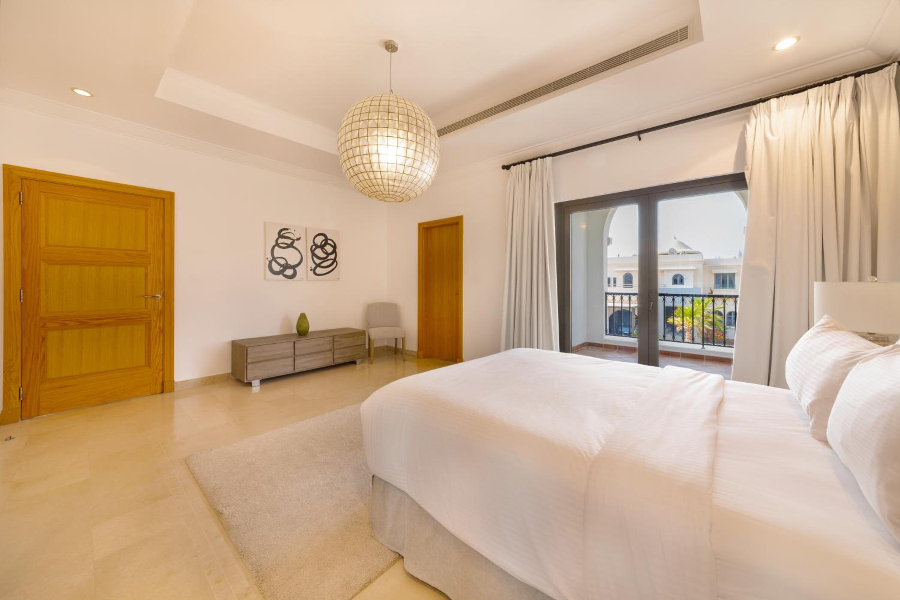 Maison Privee - Luxury Villa with Dramatic View Private Beach & Pool