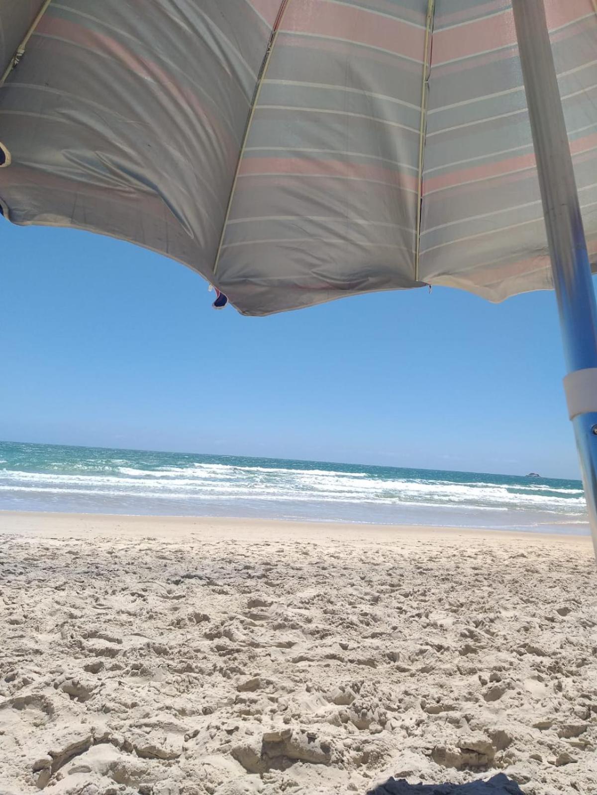CONDOMÍNIO ENCANTADOR a 100 m PRAIA INGLESES NORTE