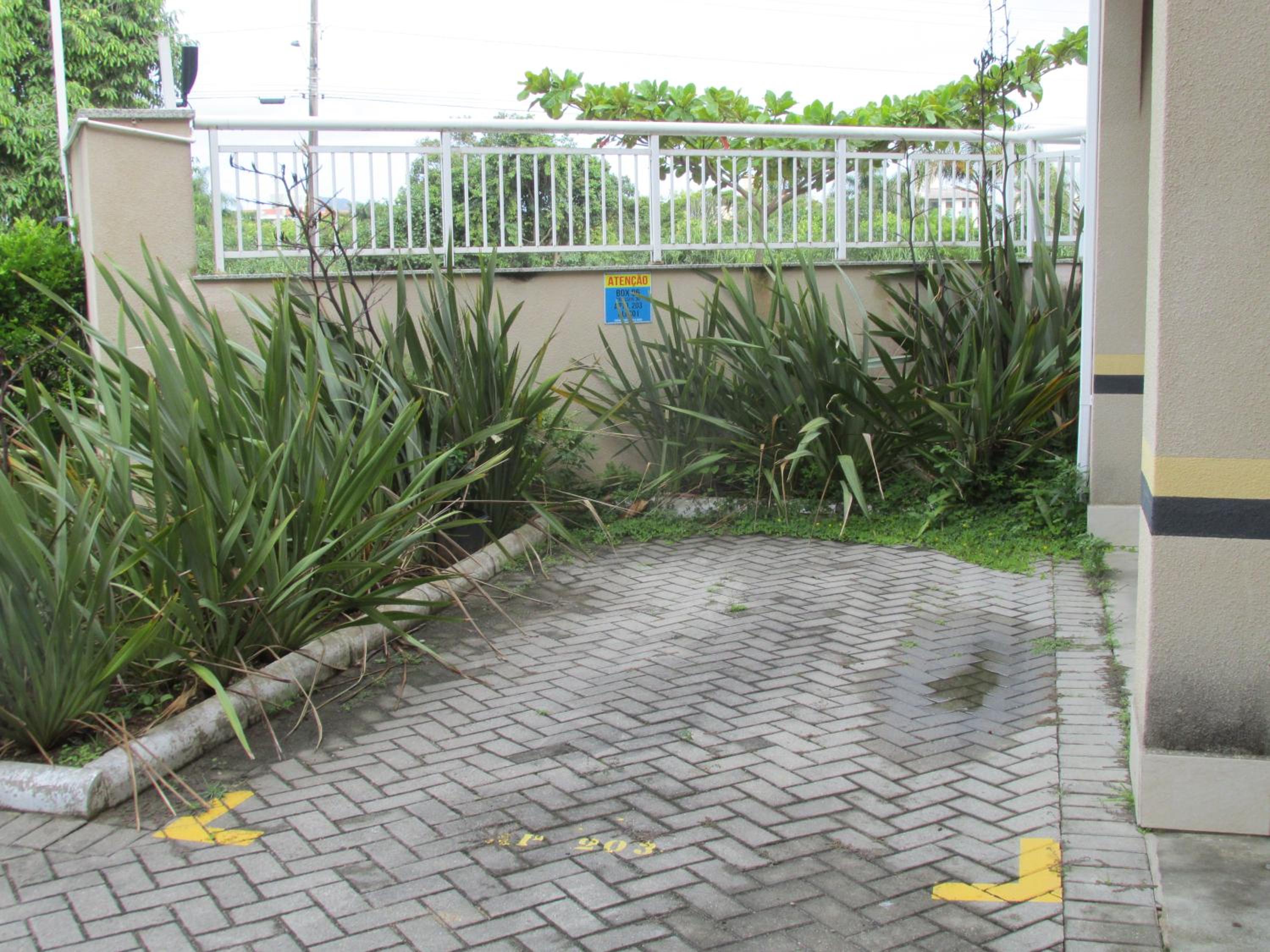 CONDOMÍNIO ENCANTADOR a 100 m PRAIA INGLESES NORTE
