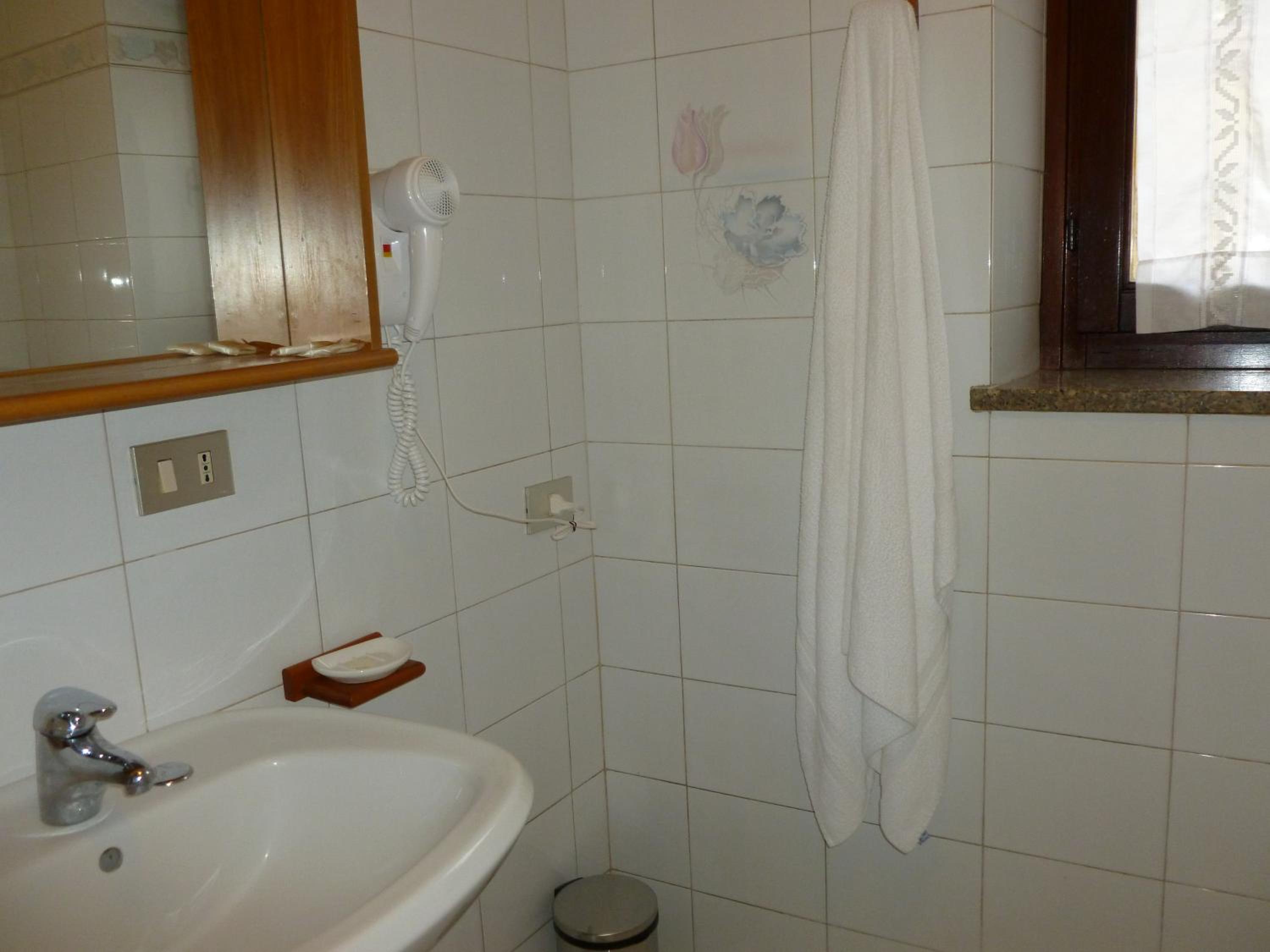 Photo 50