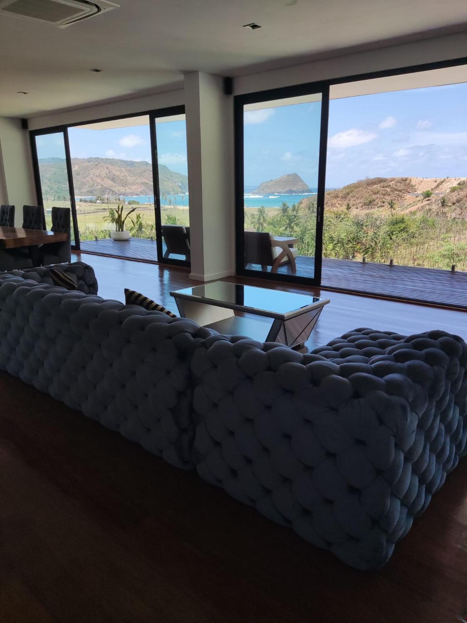 Villa Rockstar Lombok - STARLINK WiFi- 650m2 view 2