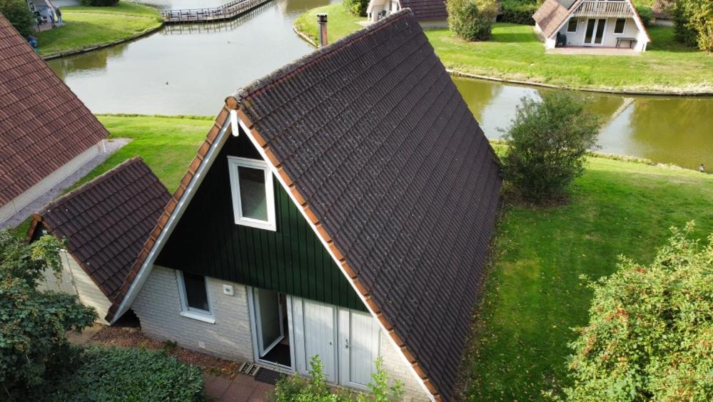 De Waterlelie gezellig en sfeervol aan het water view 2