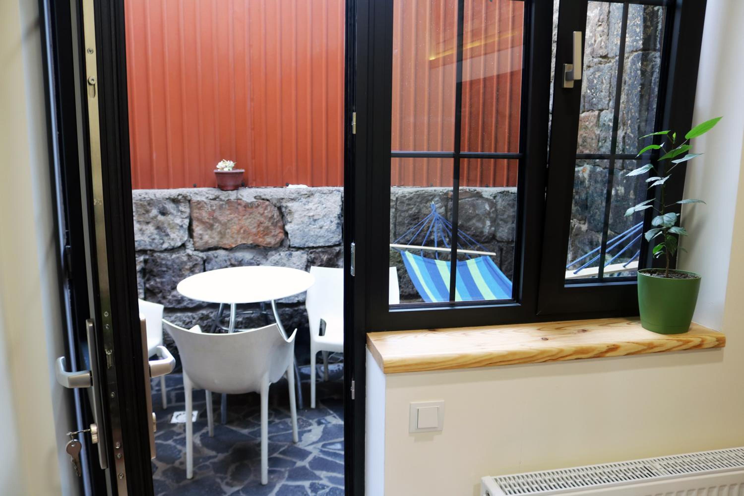 Communa Guesthouse