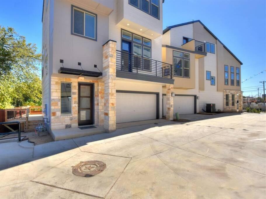 Elegant 3 BED Home Walk To Riverwalk/Pearl/St Mary view 3