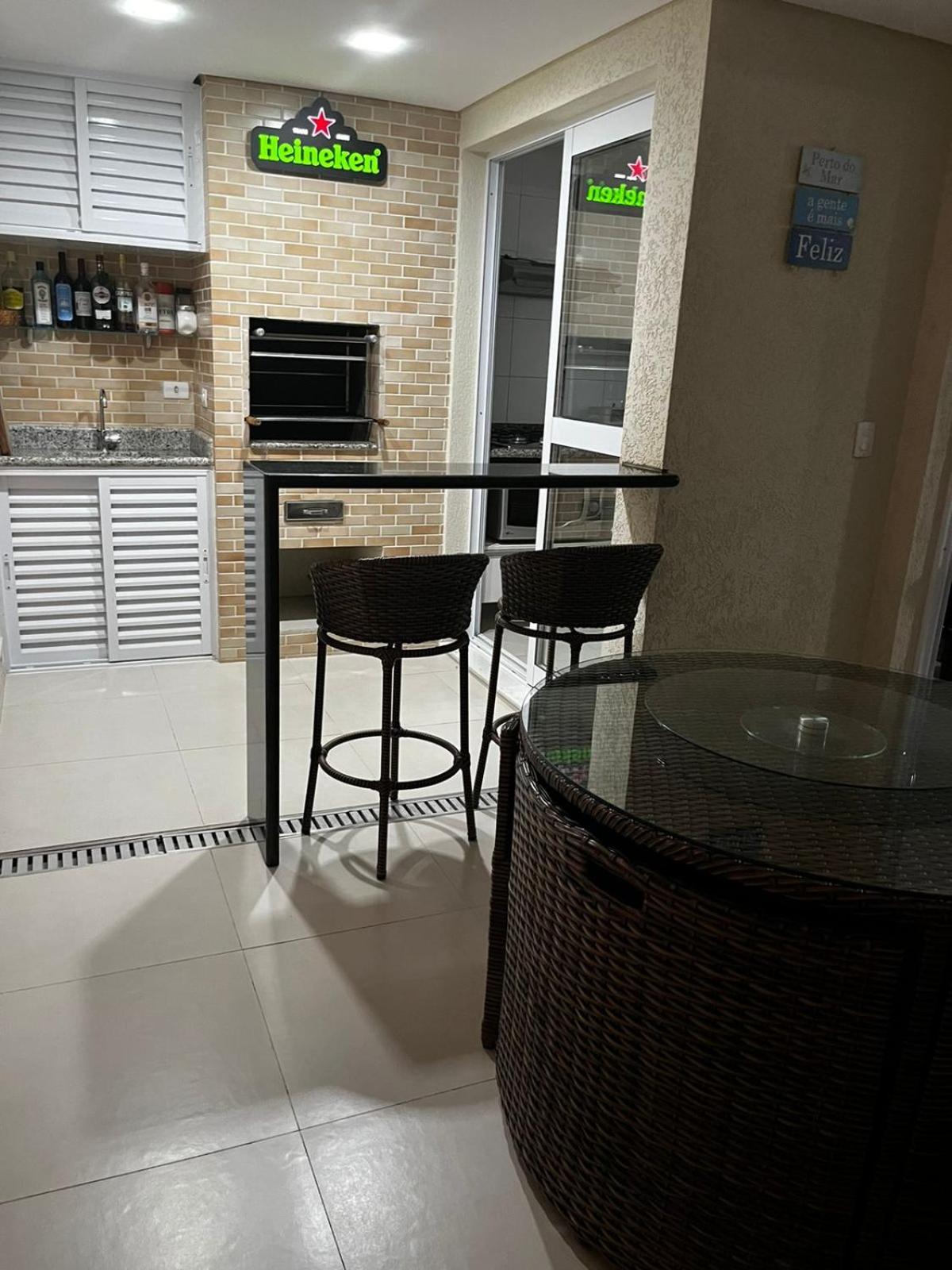 Apto Lindo/Wi-Fi/ Ar Cond/ próximo a praia