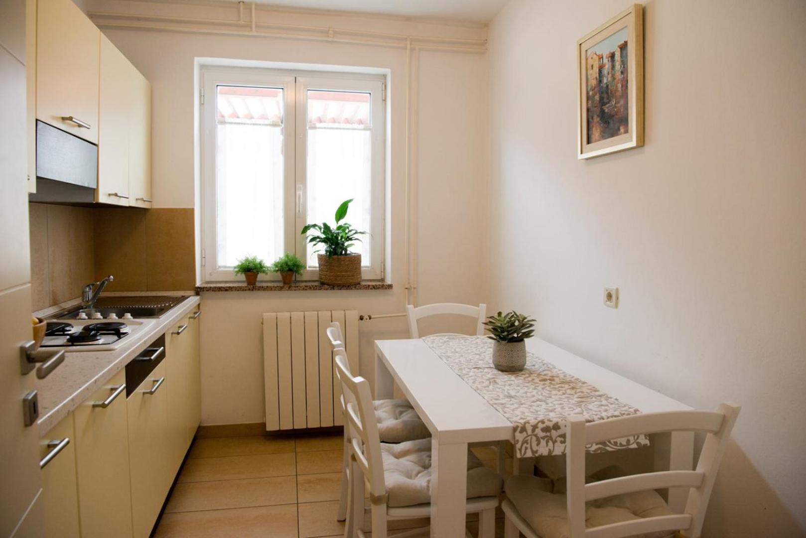 Apartments Sandra - Property Image 11