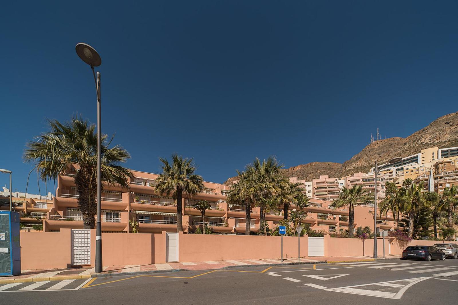 Expoholidays- Primera línea con parking incluido