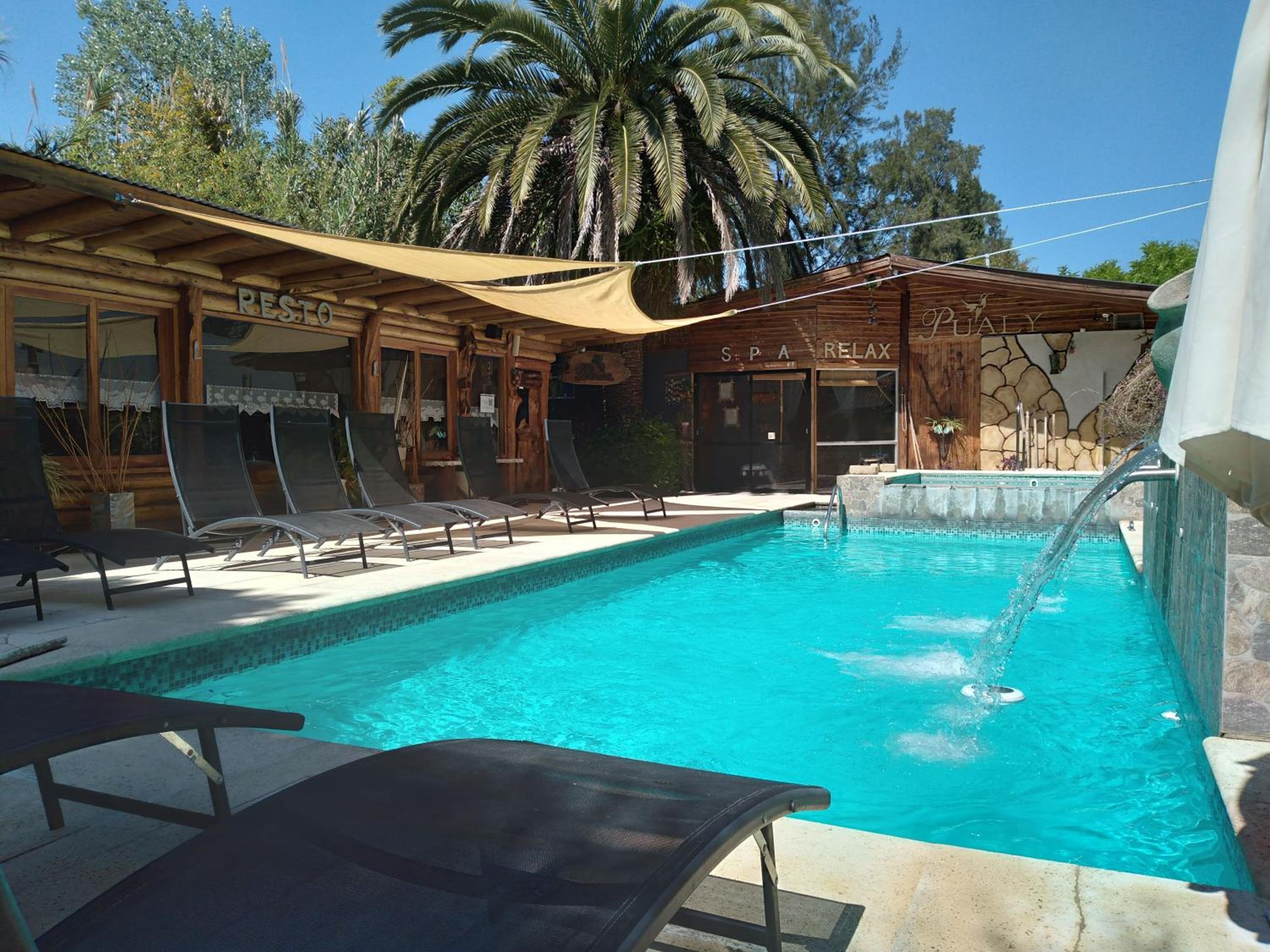 Pualy Resort & Spa