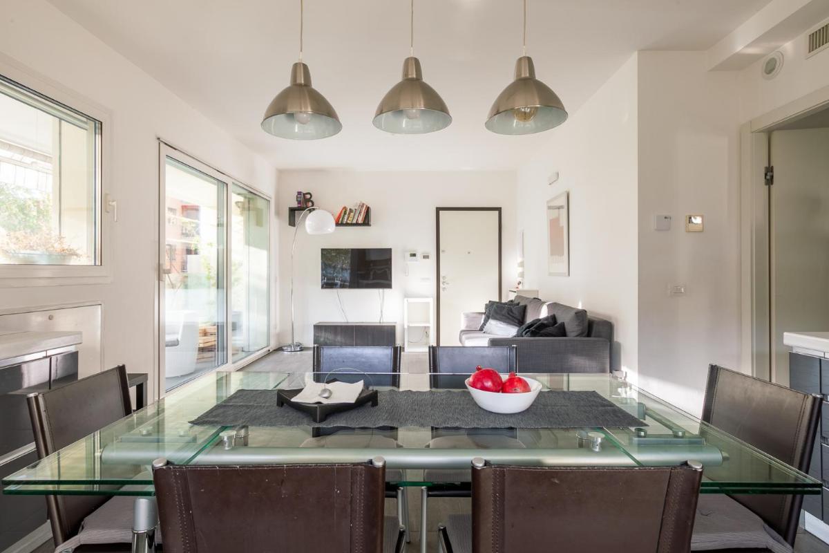 Luxury apartment with terrace - Forze Armate