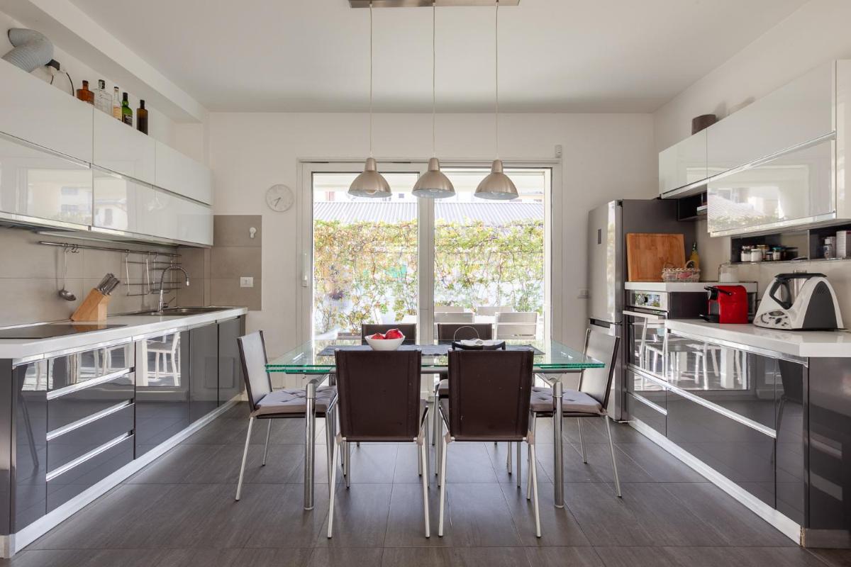 Luxury apartment with terrace - Forze Armate