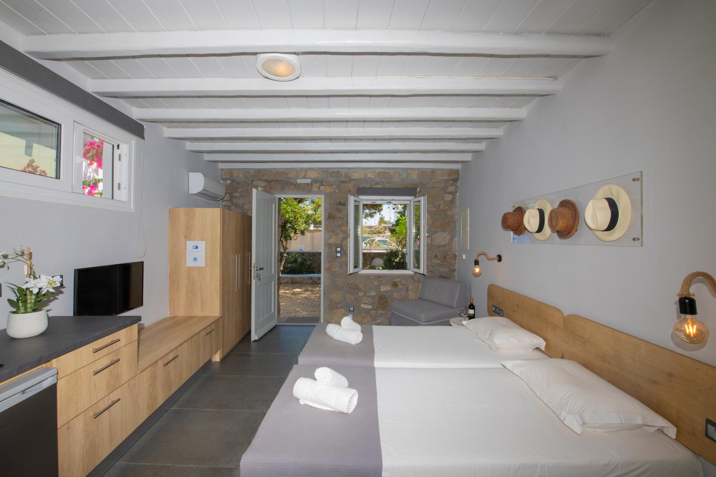 Aperto Apartments view 4