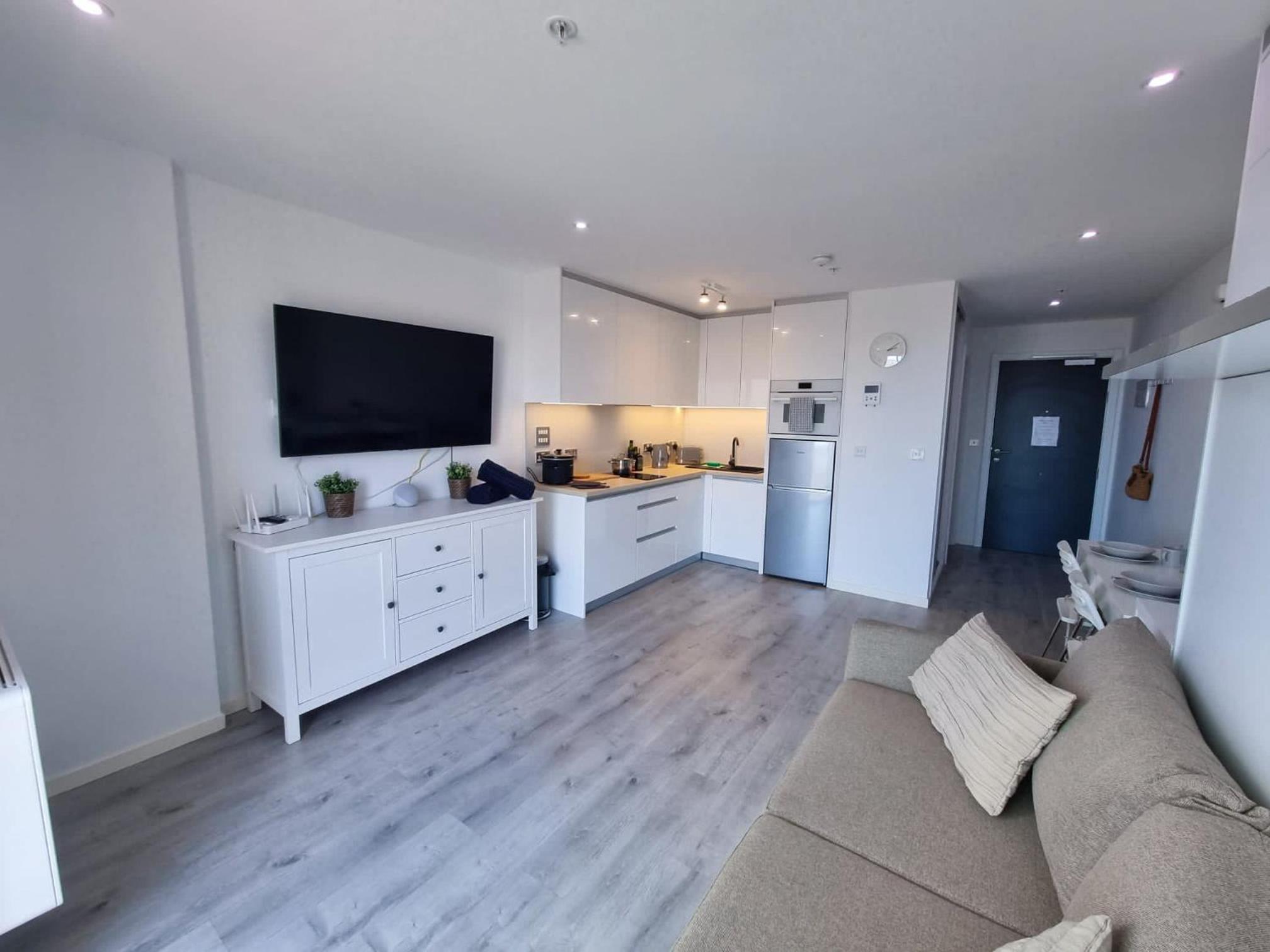 Top Floor Studio - The Hub Gibraltar - Self Catering