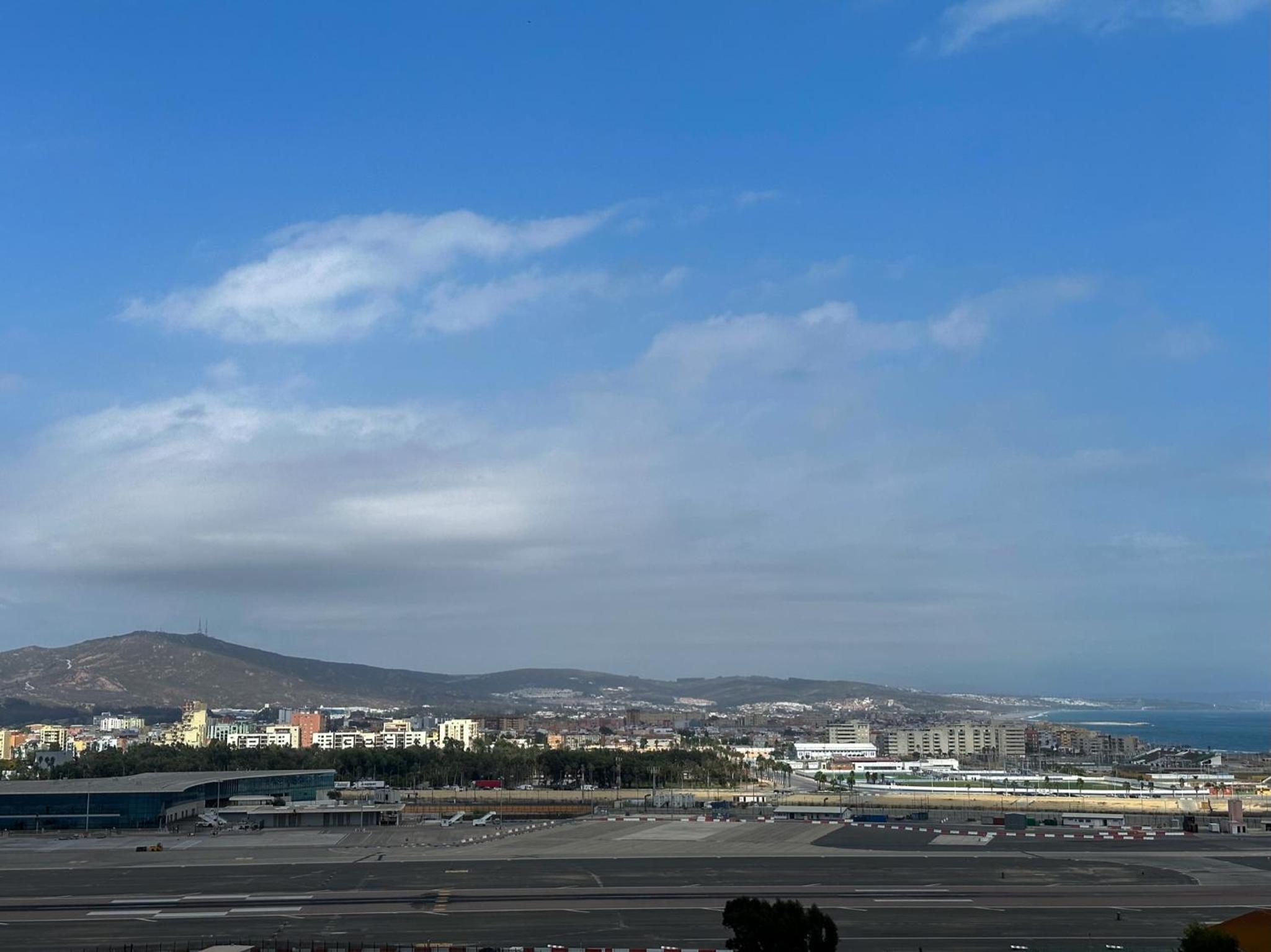 Top Floor Studio - The Hub Gibraltar - Self Catering