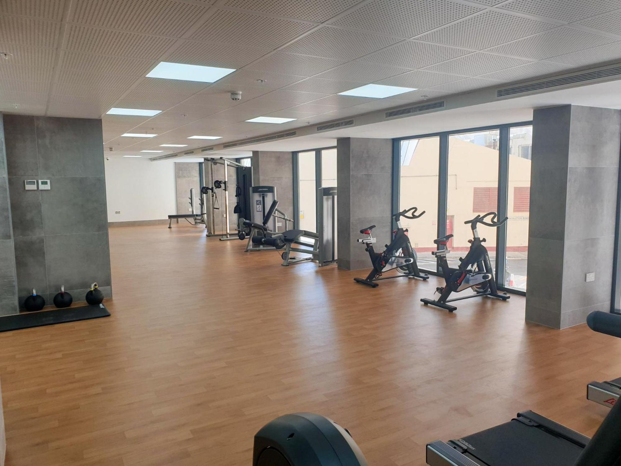 Top Floor Studio - The Hub Gibraltar - Self Catering