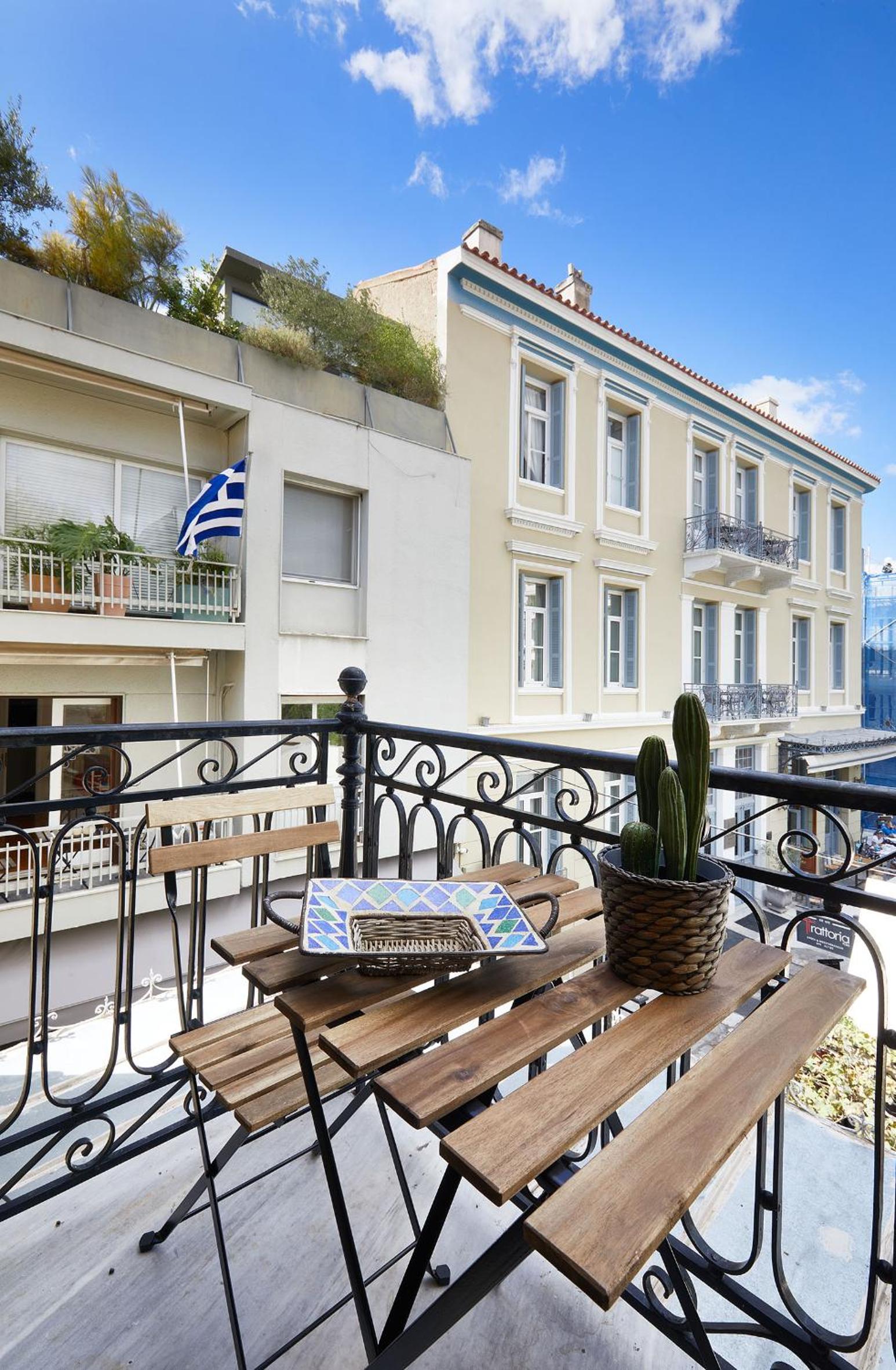 Chloe Boutique Apartments Plaka