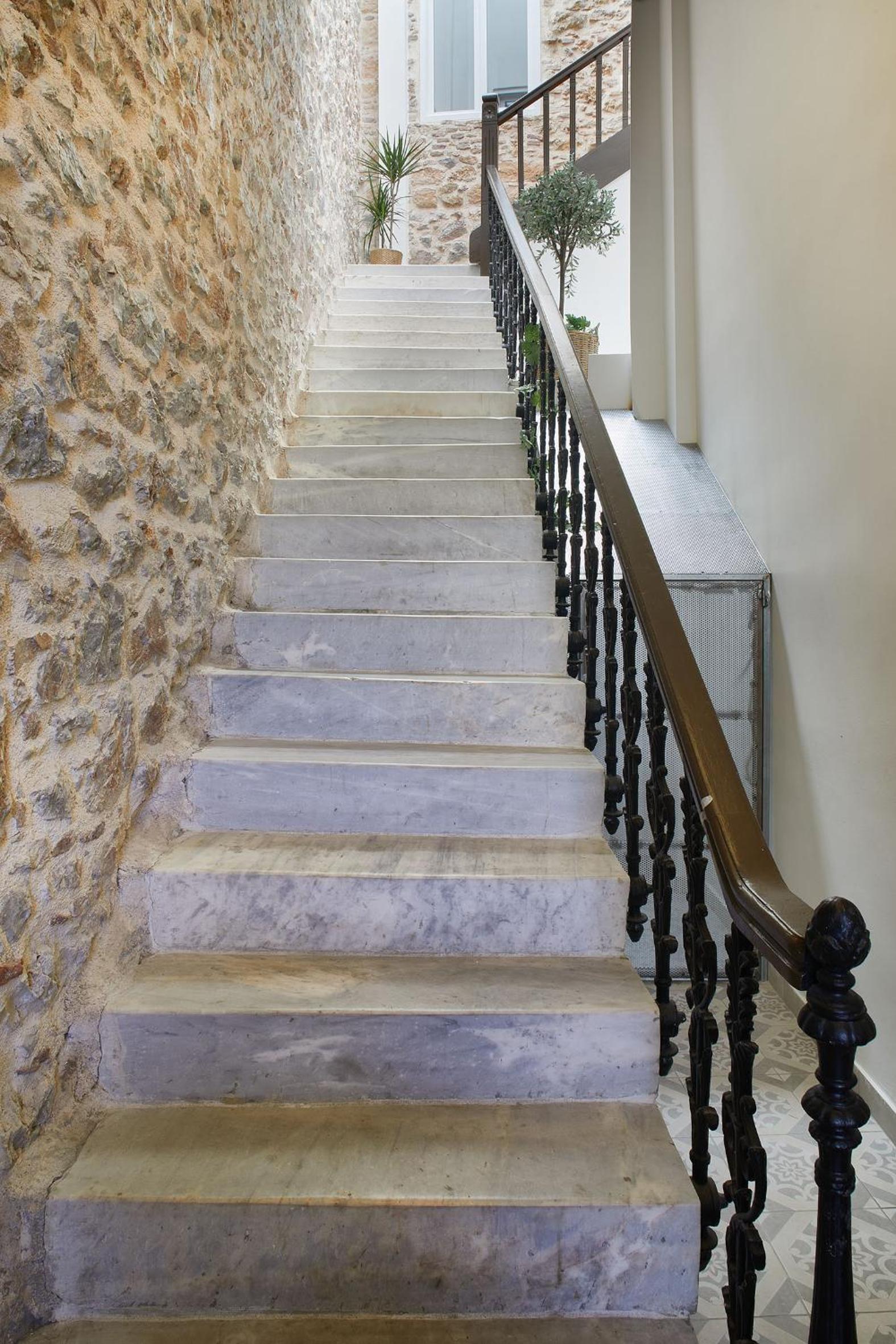 Chloe Boutique Apartments Plaka