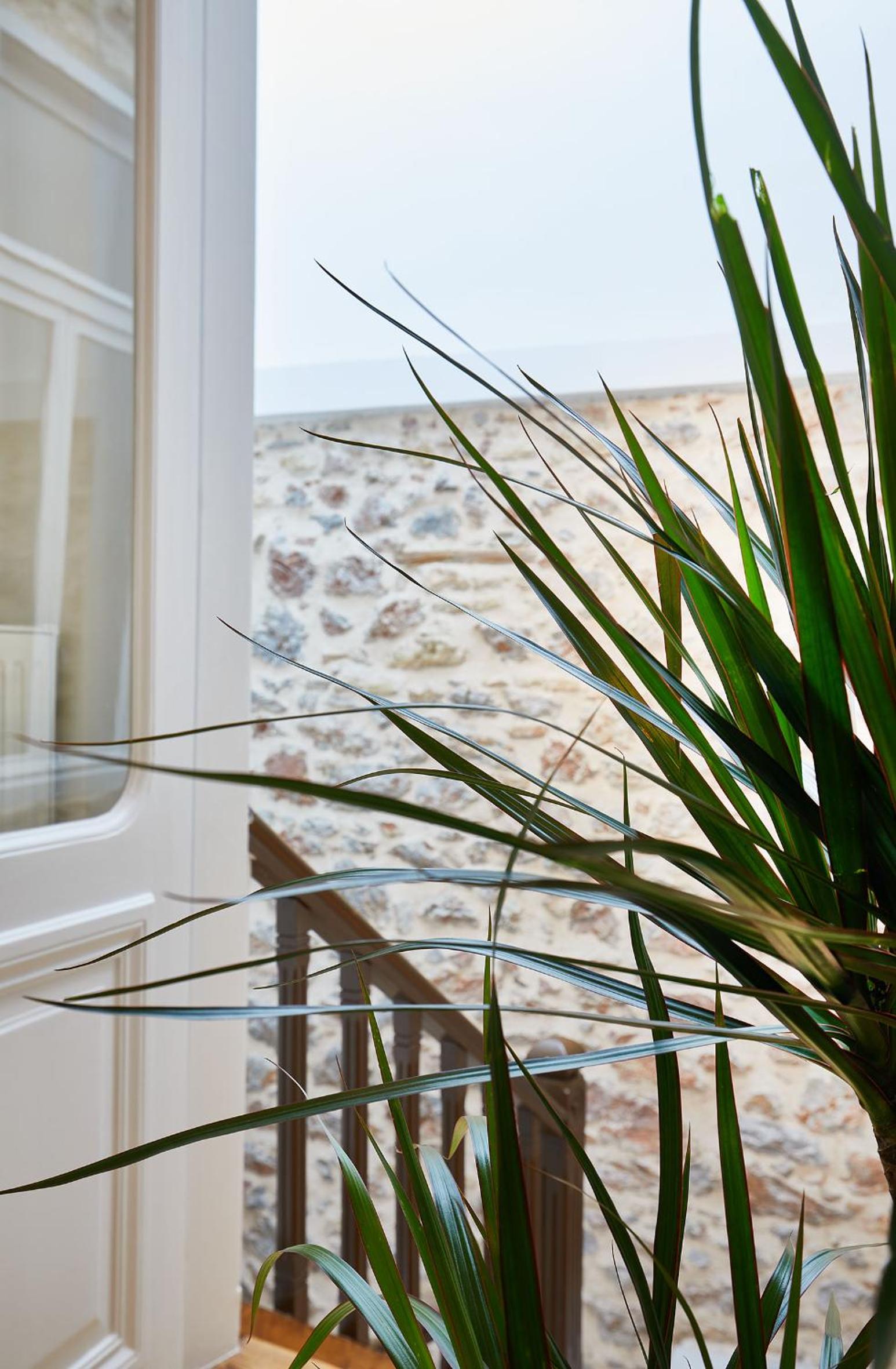 Chloe Boutique Apartments Plaka