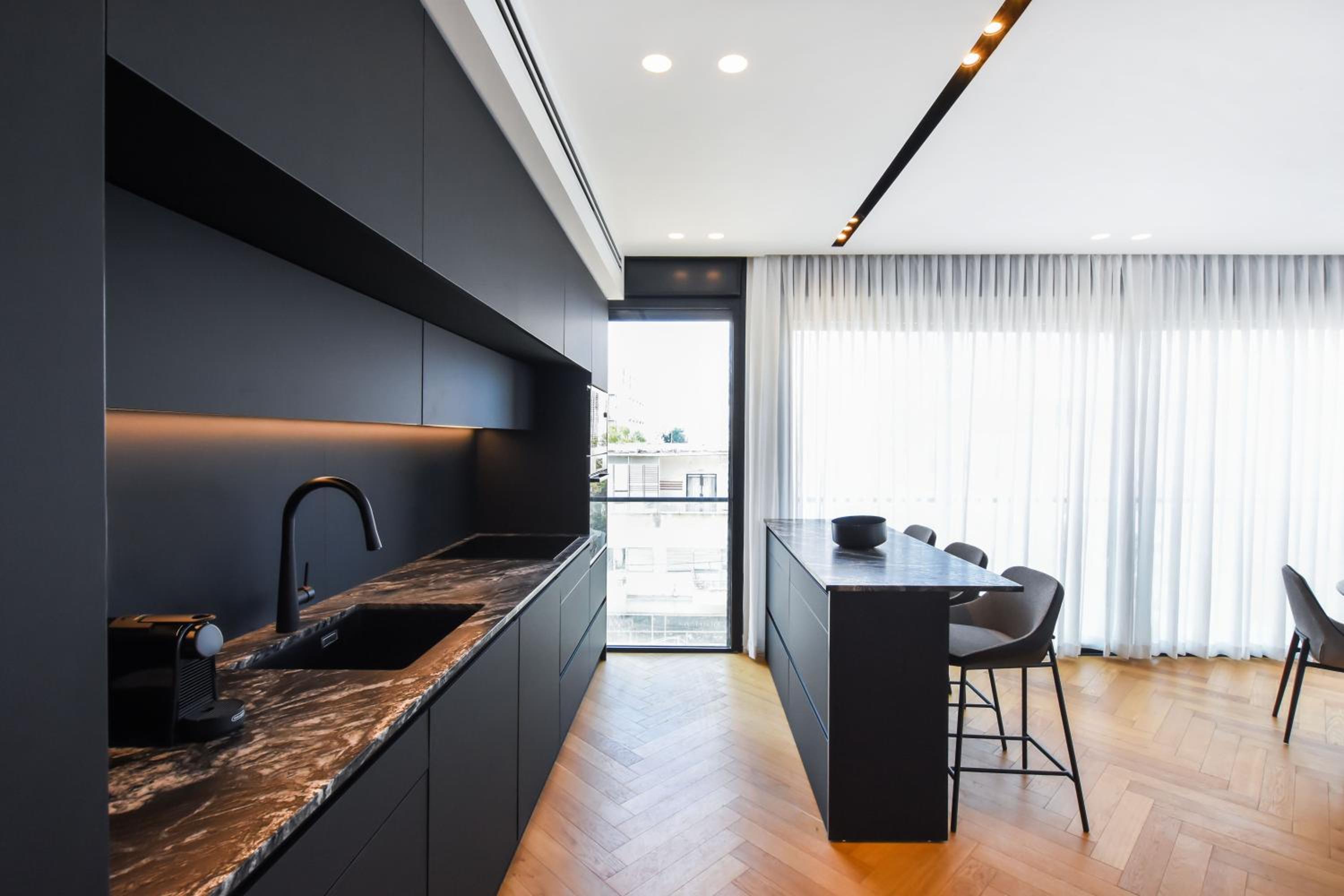 Modern 2BR Apartment in Ben Yehuda by HolyGuest view 5