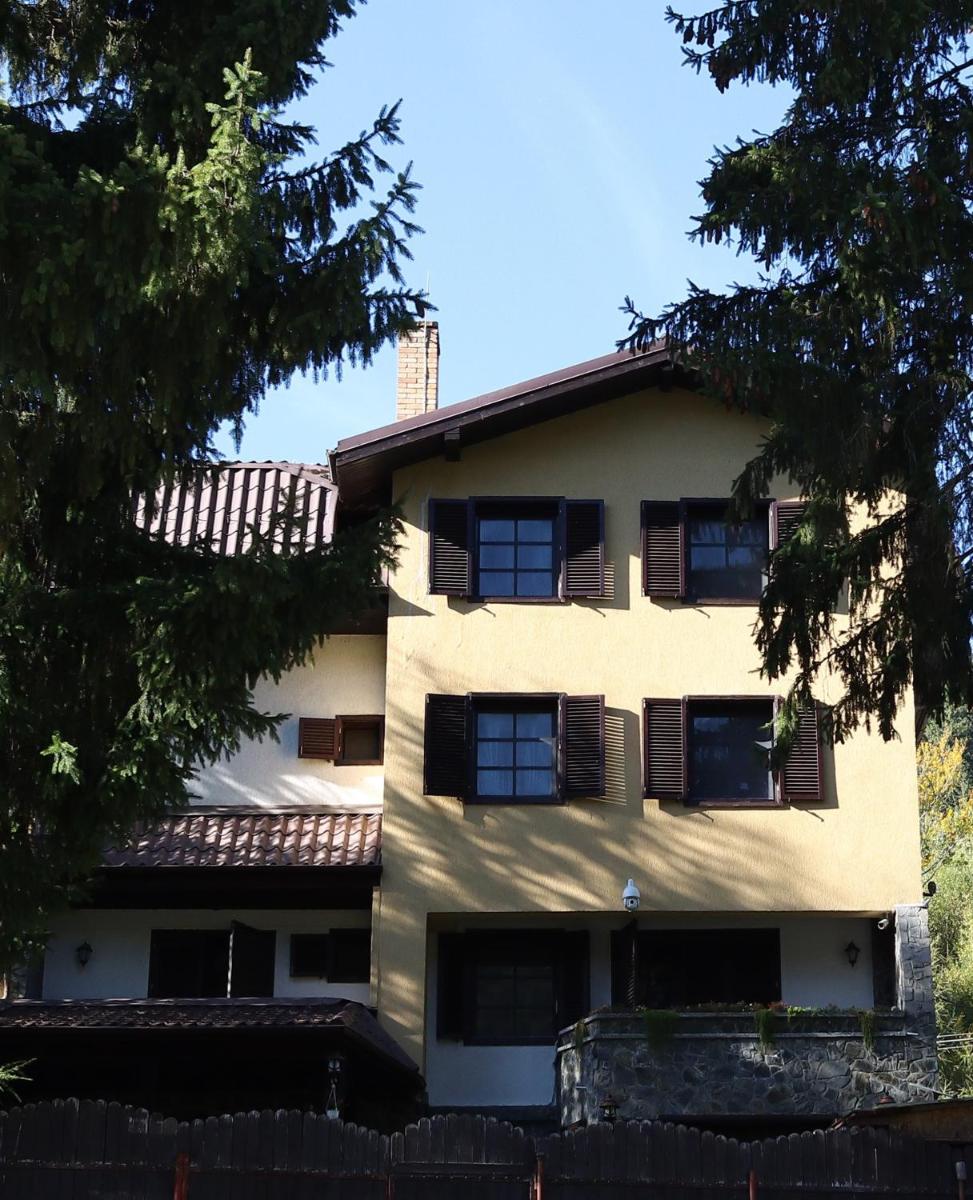 No. 32 en Azuga