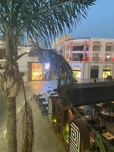 2 bedroom apt in Ermou 4 minute walk beach view 5