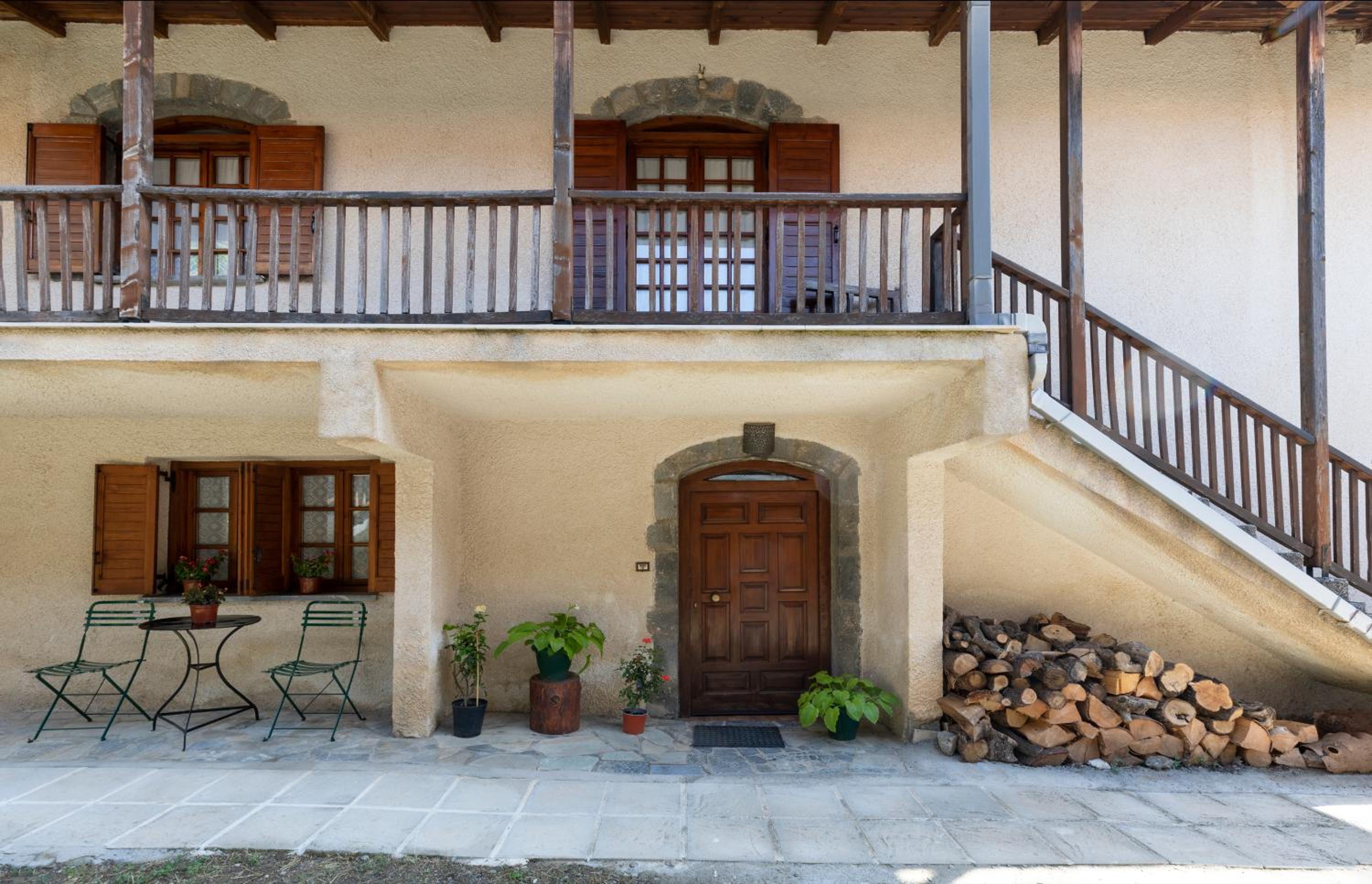 Kallisti Vitina Home