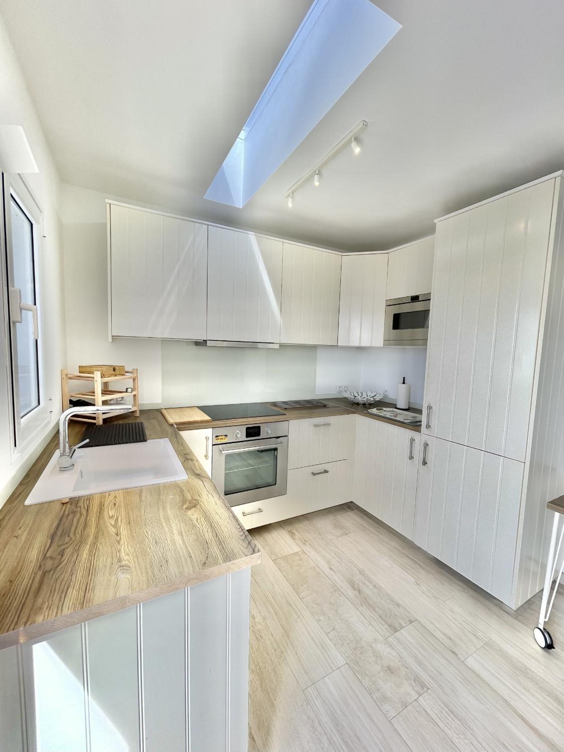 Casahost Townhouse Lise