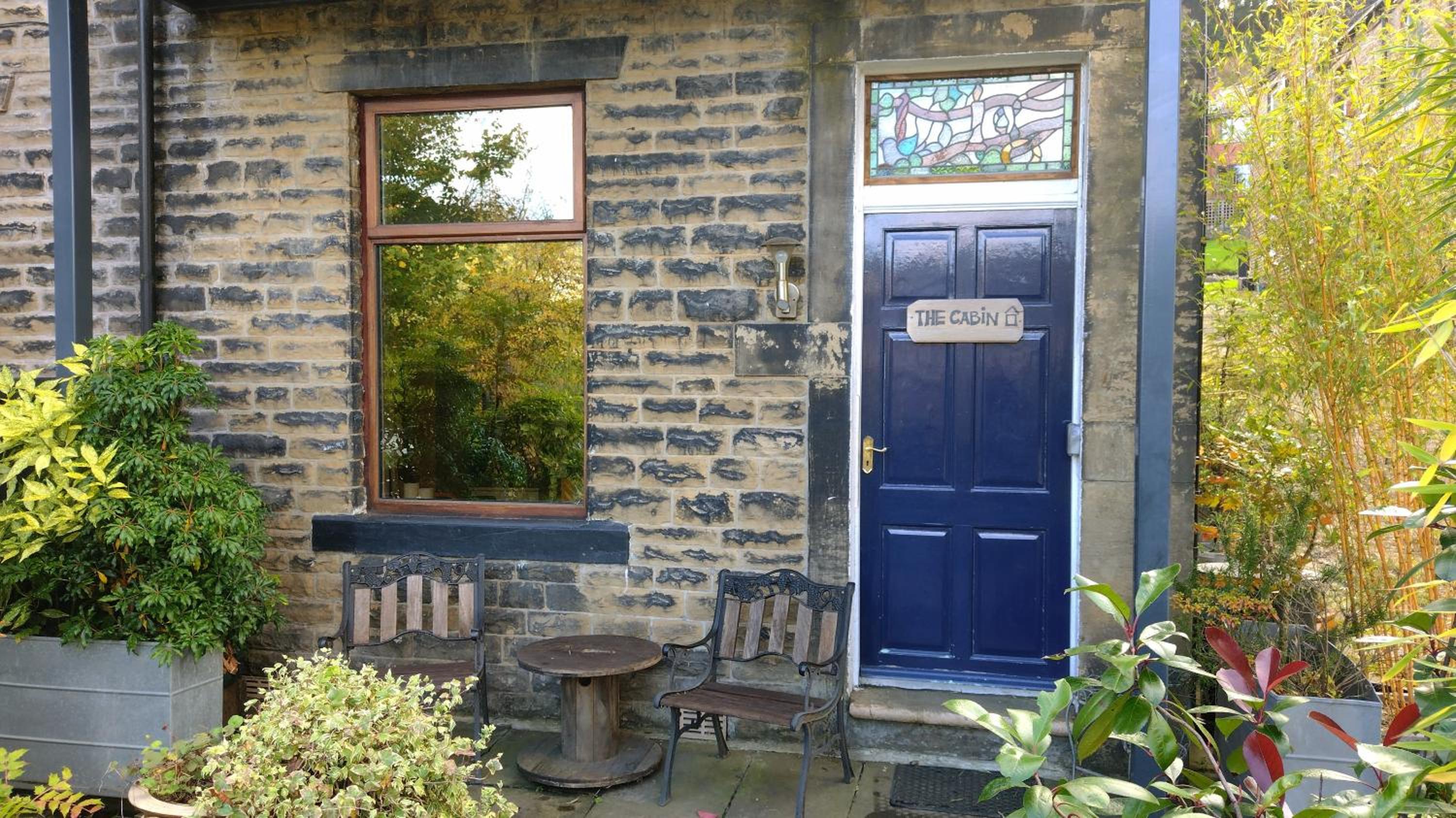 The Cabin - Great Views, Garden, Netflix, Near Town view 2