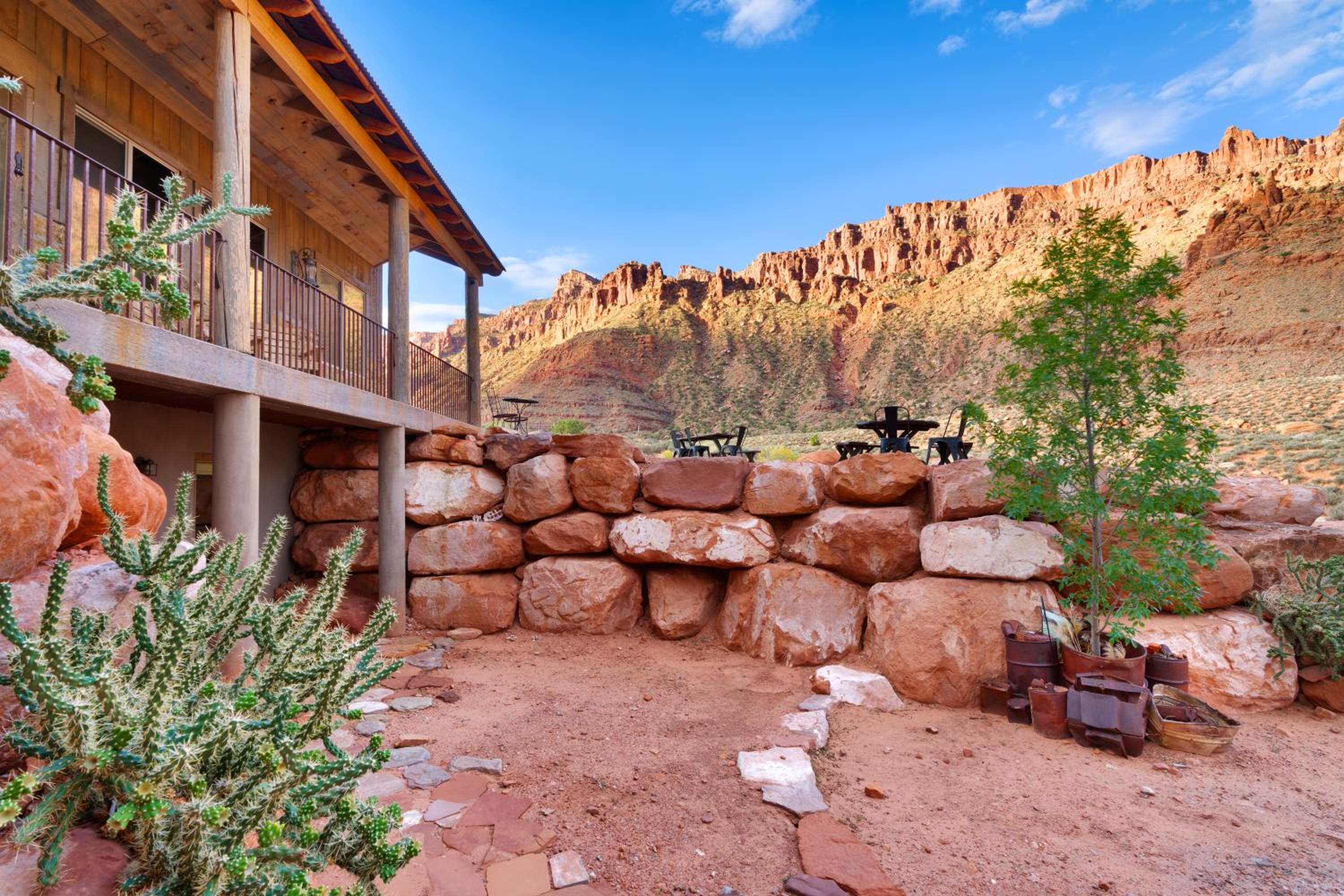 Hideout at the Rim view 4