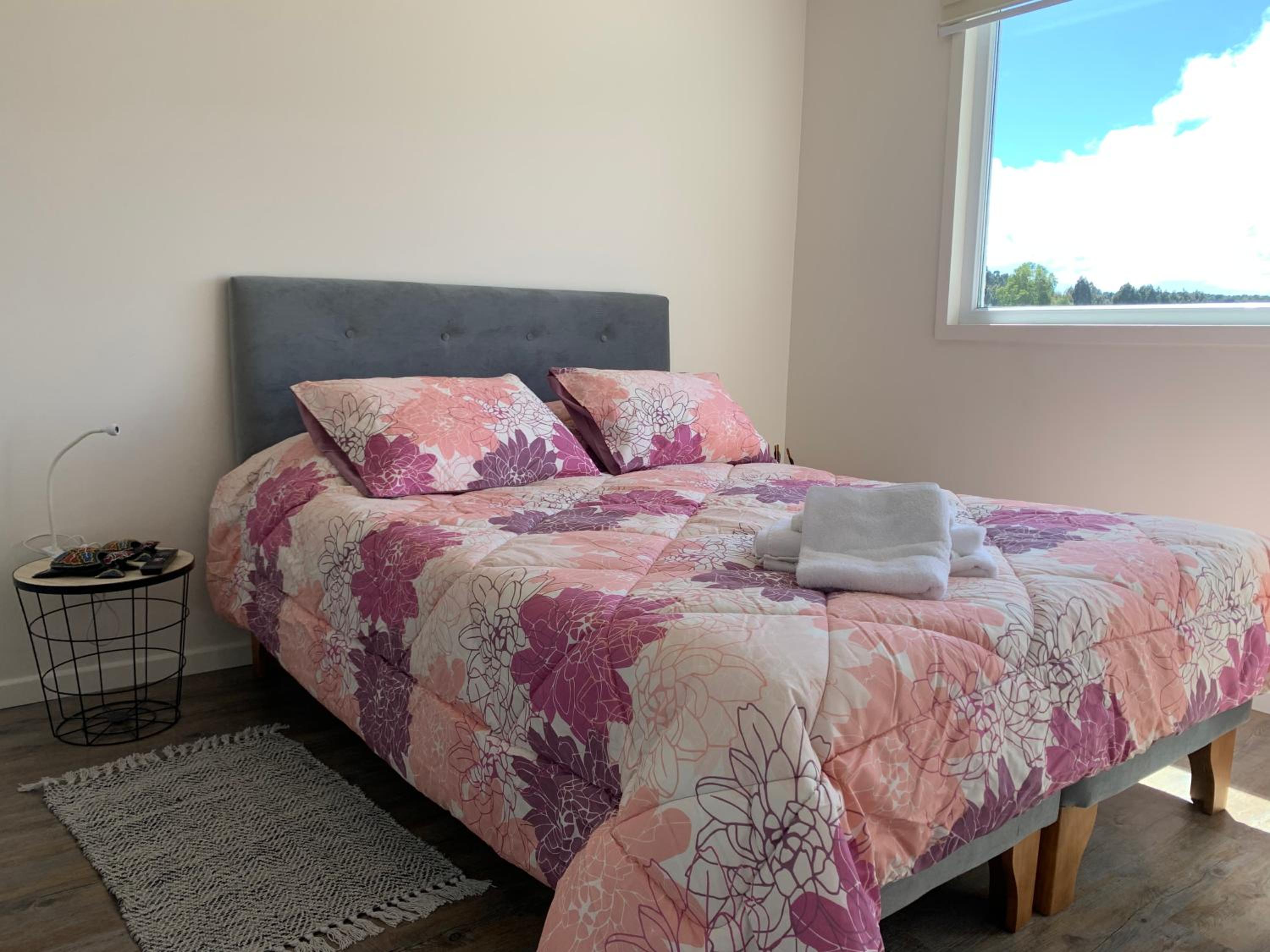 Departamento en Pelluco Alto, sector tranquilo y confortable con estacionamiento privado
