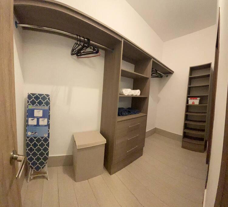 Hermoso apartamento con Vista al mar! Los corales view 3