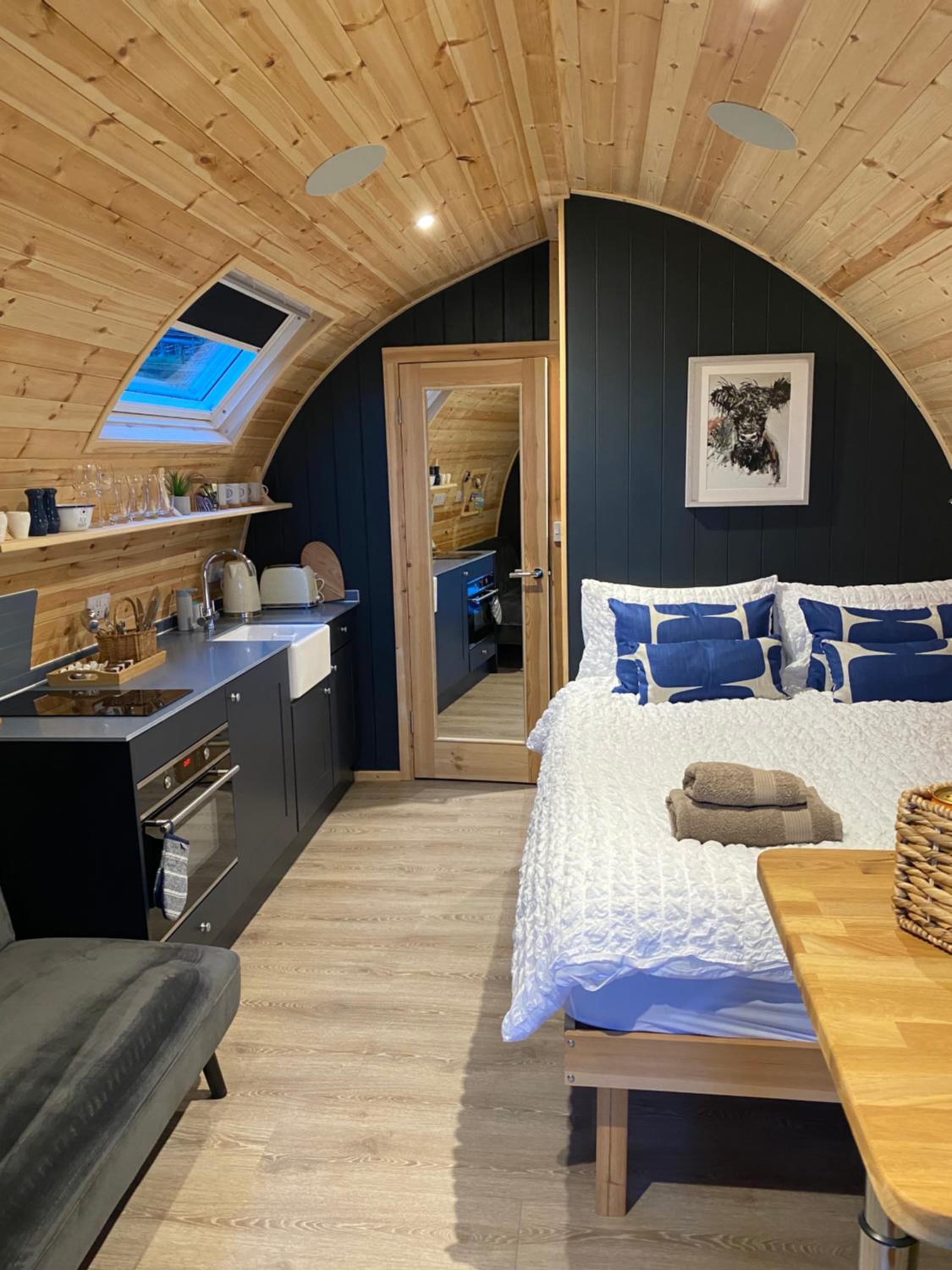 Craigend Farm Holiday Pods - The Curly Coo view 4