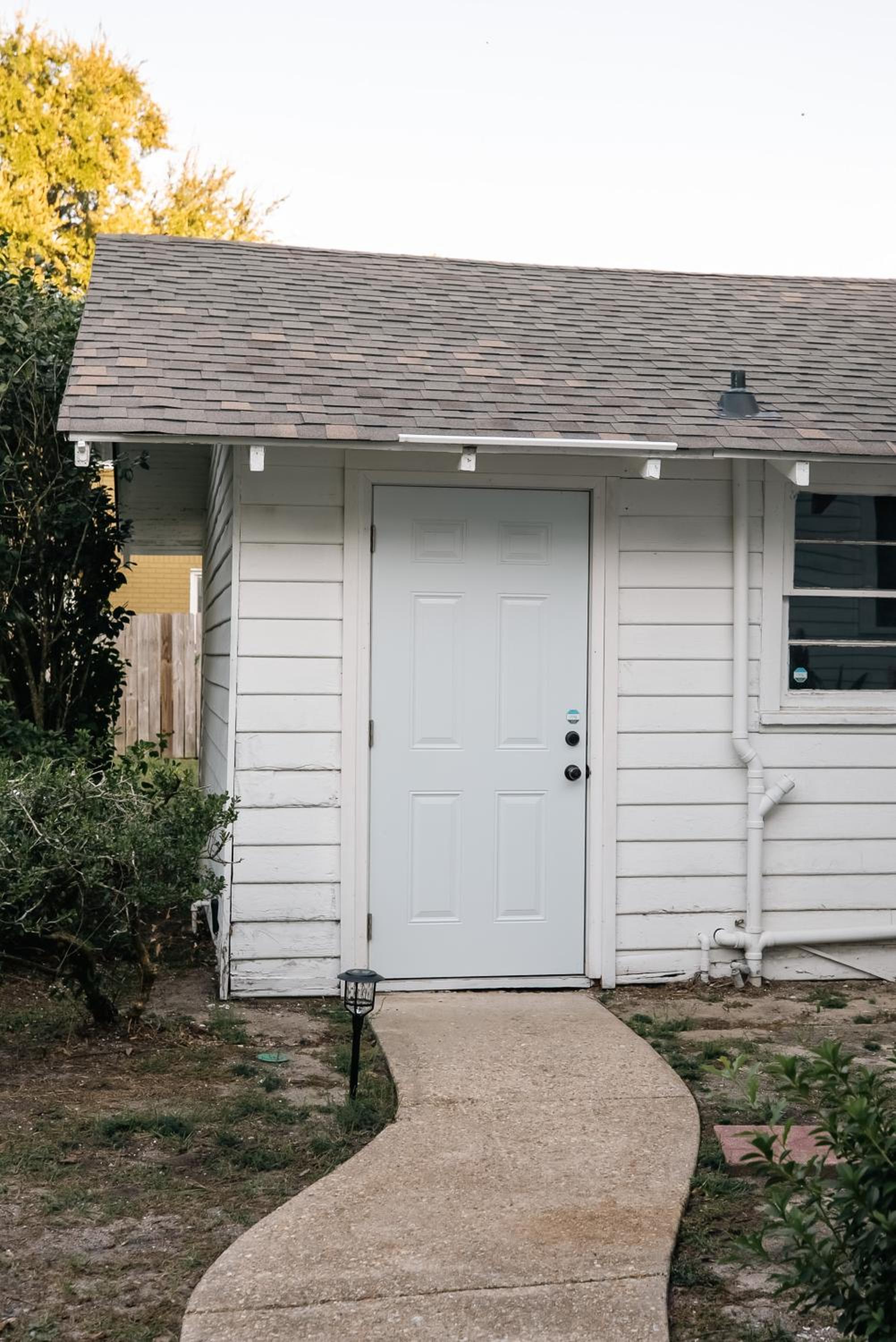 Gulf Coast Craftsman - Cozy, Charming & Central! view 5