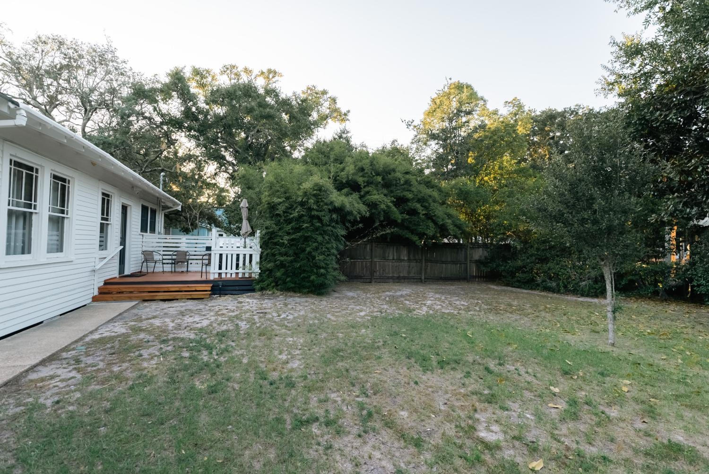 Gulf Coast Craftsman - Cozy, Charming & Central! view 2