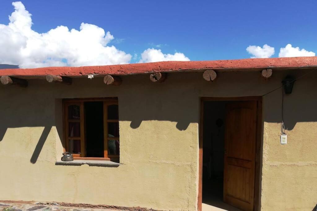 Cerro Amarillo, Cabaña de Juella