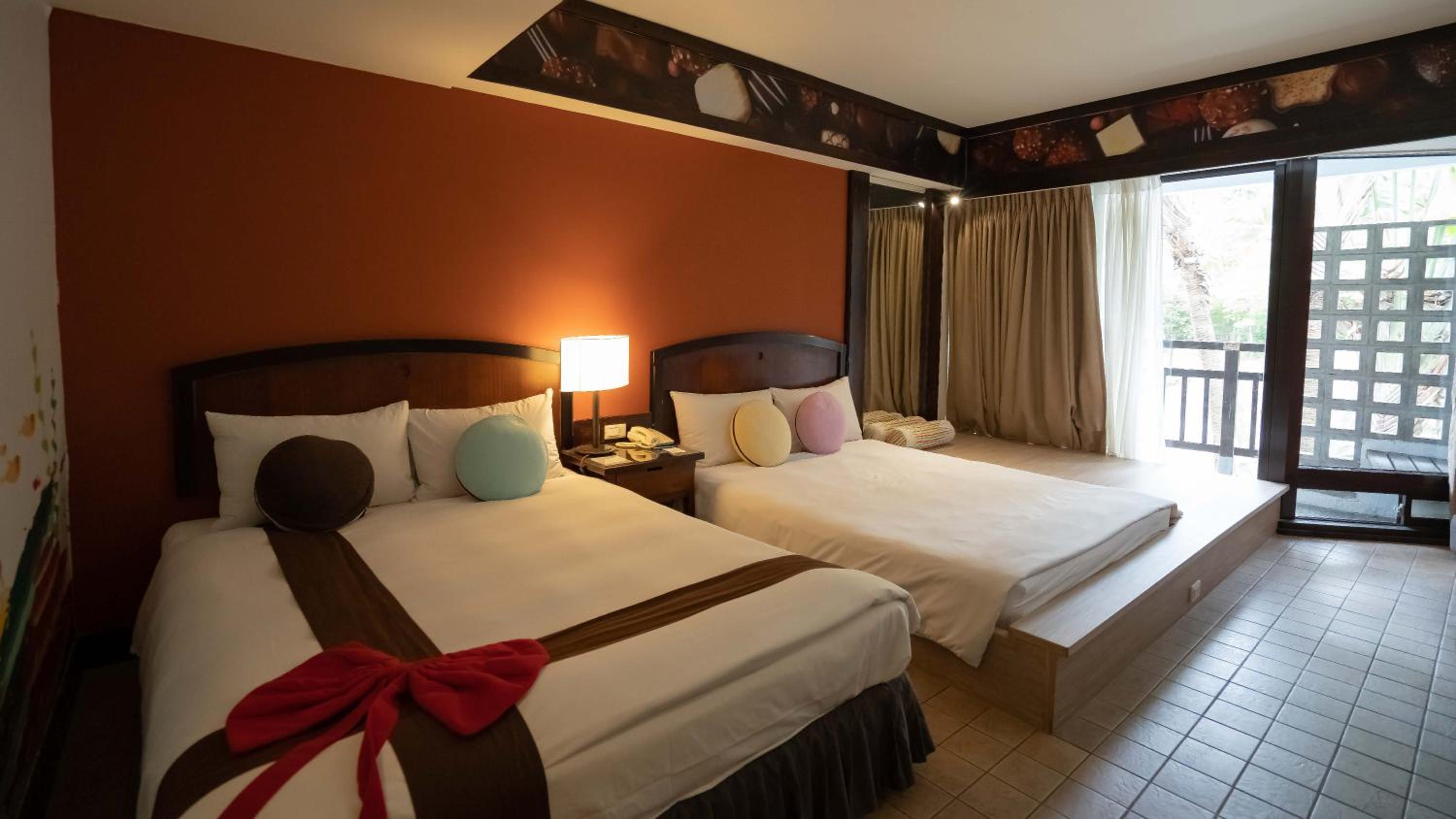 Yoho Beach Resort Kenting