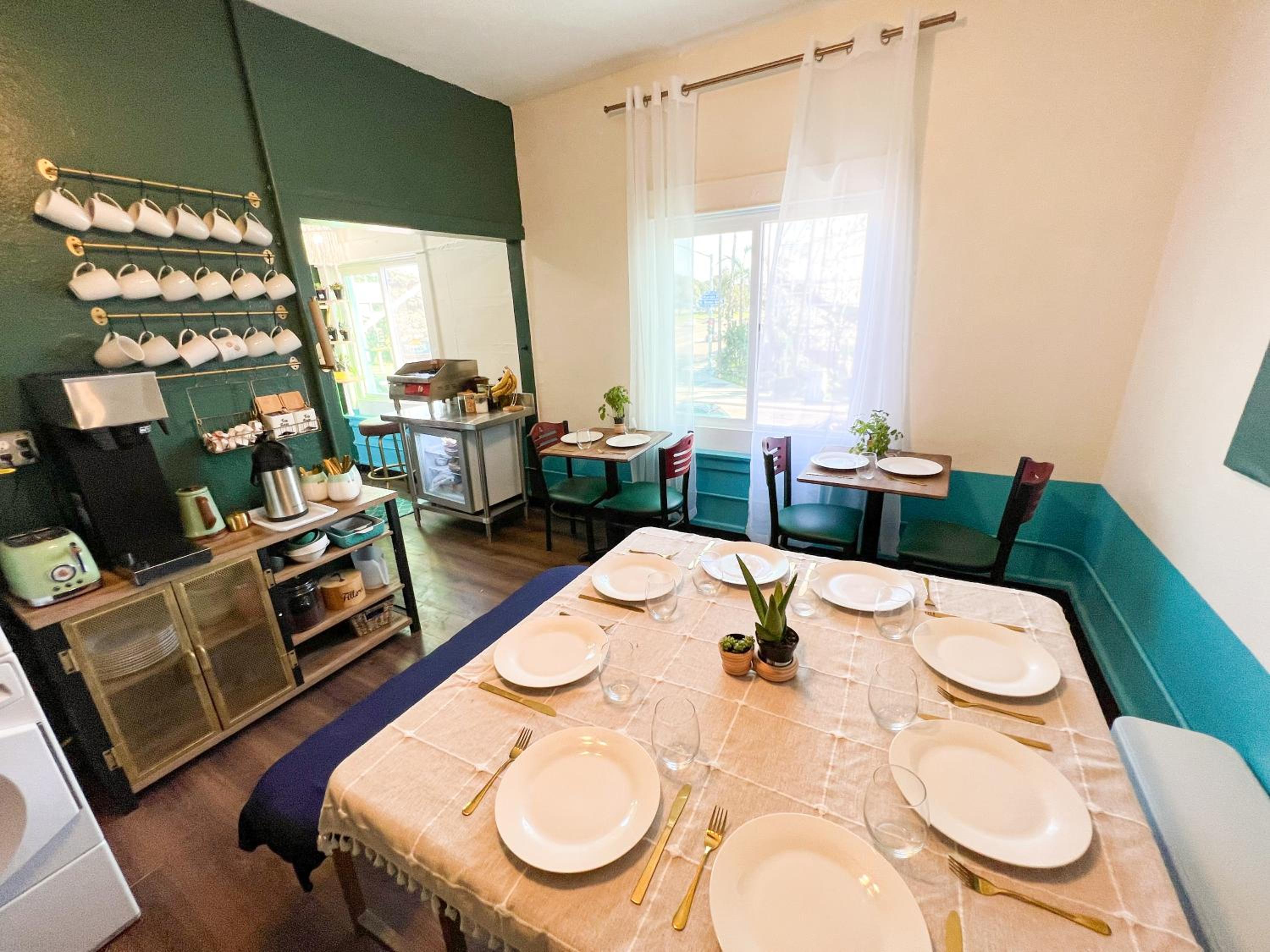 dining